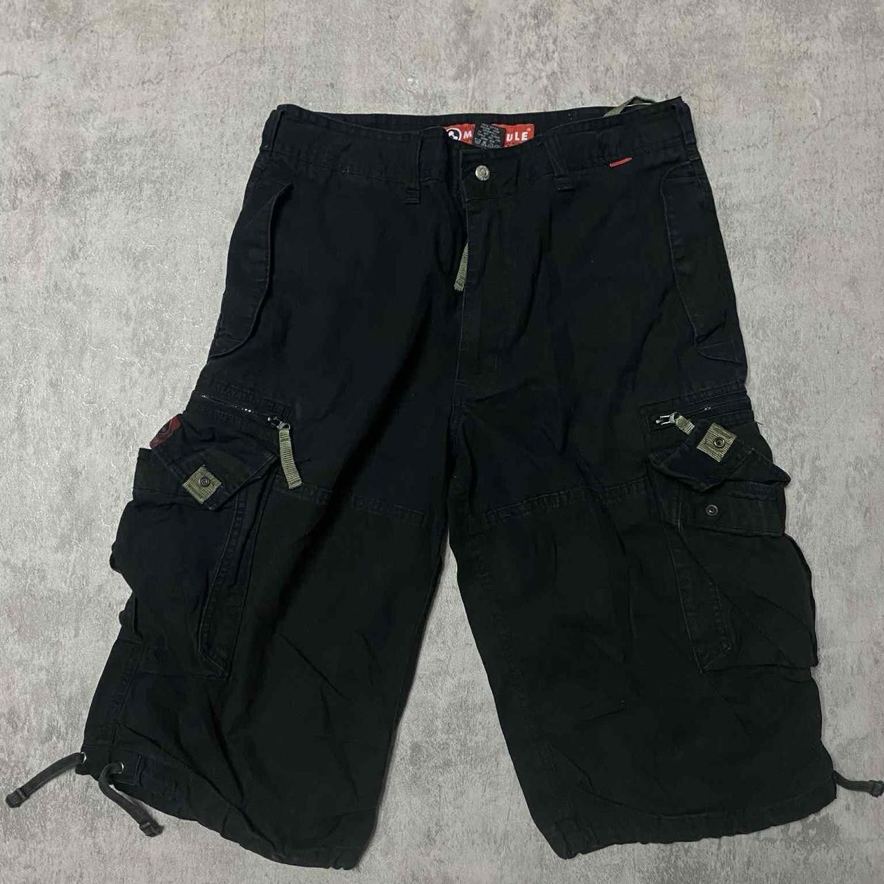 Other Black cargo shorts with 11 pockets #skater Size US 32 / EU 48 - 1 Thumbnail