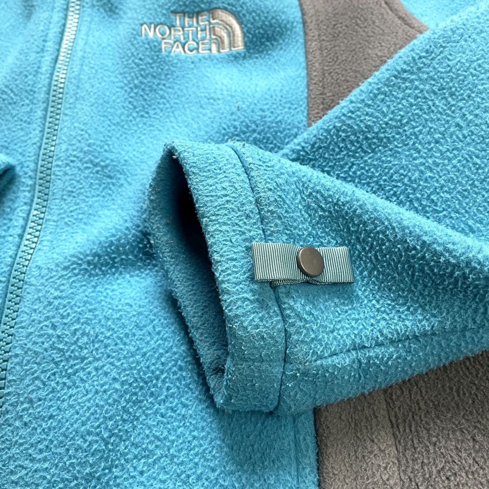 The North Face The North Face Jacket Womens XS Blue Full Zip Fleece Outdoor Pockets Small Logo Regular Fit Casual Outdoor Mens Girls Womens Size XS / US 0-2 / IT 36-38 - 7 Thumbnail