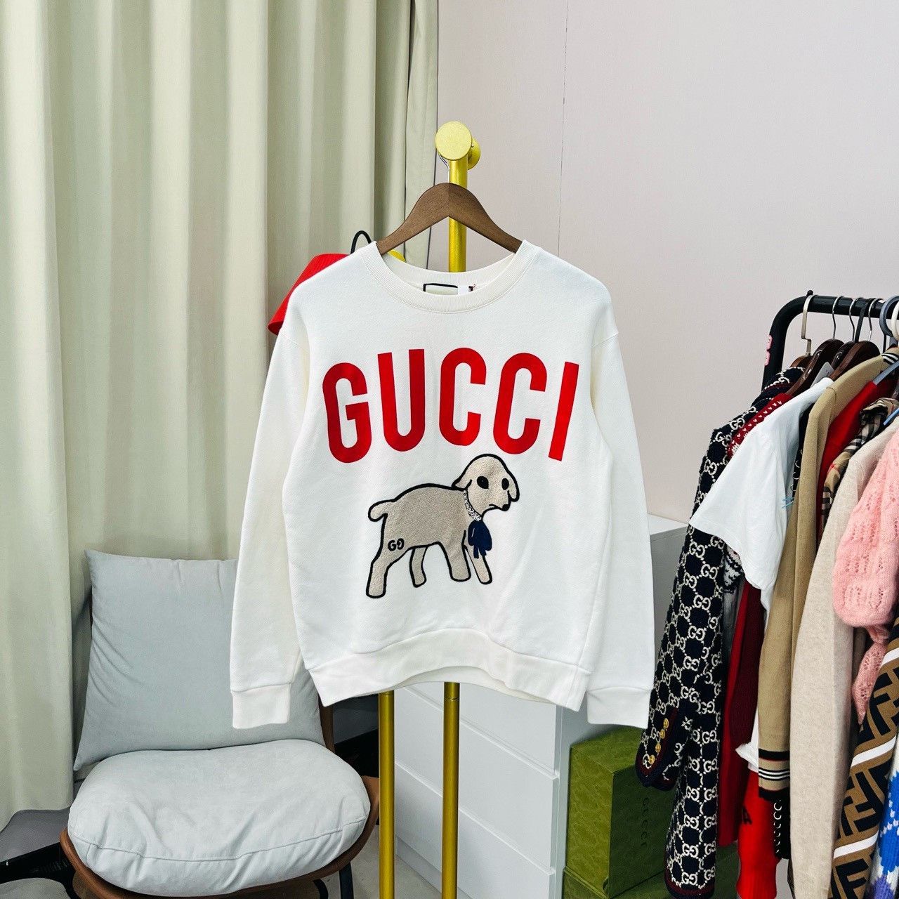 Gucci Gucci White rhinestone lamb sweatshirt 2501-Nextarrow Size US XS / EU 42 / 0 - 1 Thumbnail