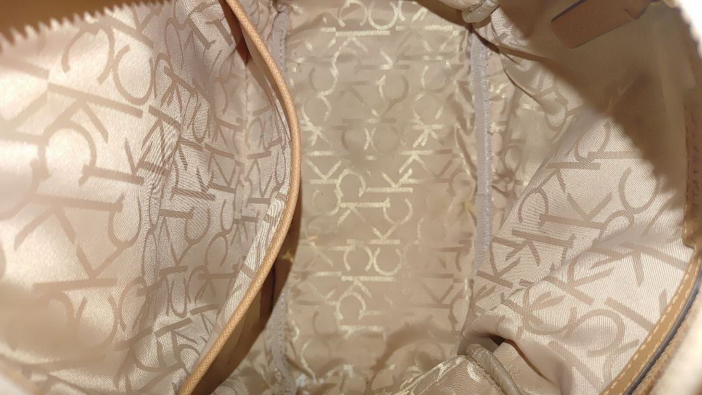 Calvin Klein Calvin Klein Millie Signature Backpack in Vegan Leather Size ONE SIZE - 10 Thumbnail