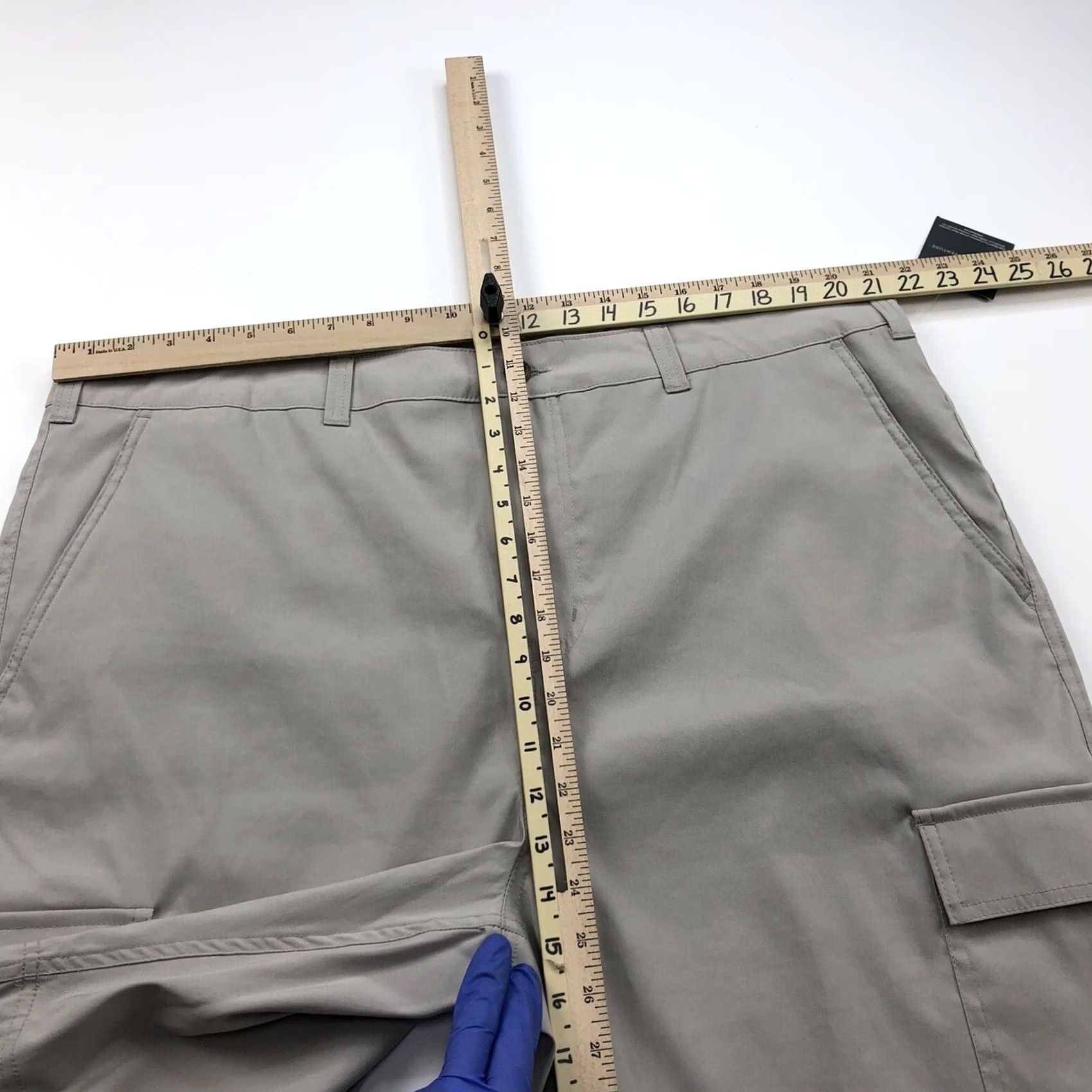 Eddie Bauer Eddie Bauer Horizon Guide Cargo 42 (Fit 42W) Nylon Spandex 10" Shorts Gray Shoes? Size US 42 / EU 58 - 4 Thumbnail