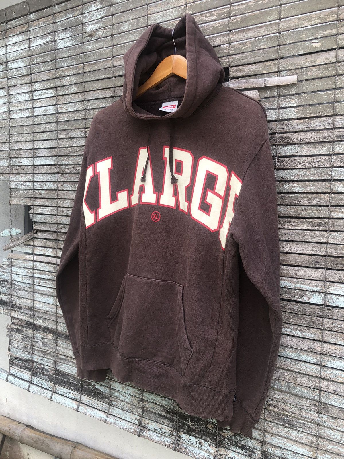 Japanese Brand Vintage Y2K Sunfaded Streetwear XLARGE Big Logo Hoodie Size US L / EU 52-54 / 3 - 3 Thumbnail