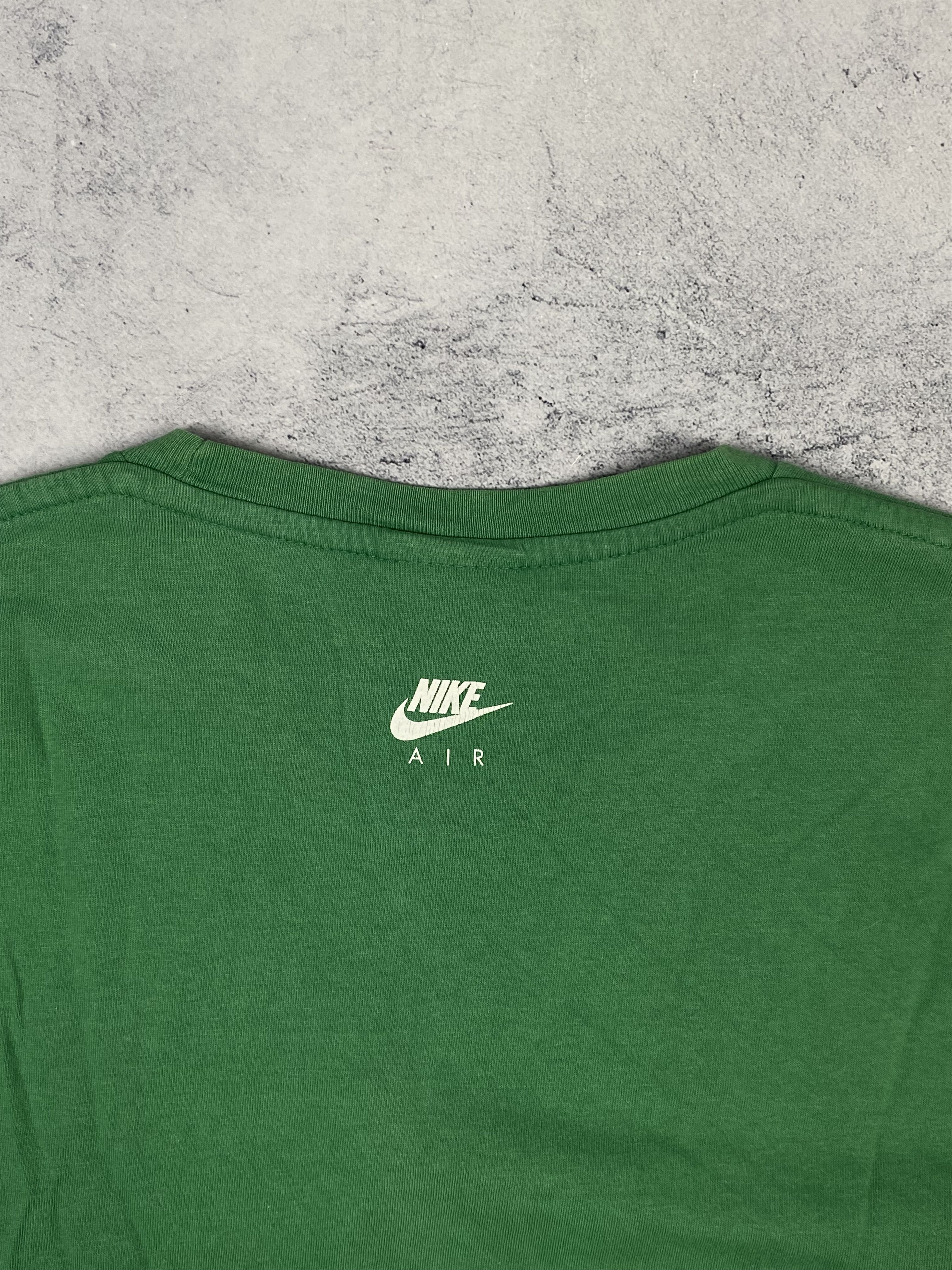 Nike Vintage 00s Nike Air Big Logo Swoosh Y2K T Shirt Green Size US L / EU 52-54 / 3 - 11 Thumbnail