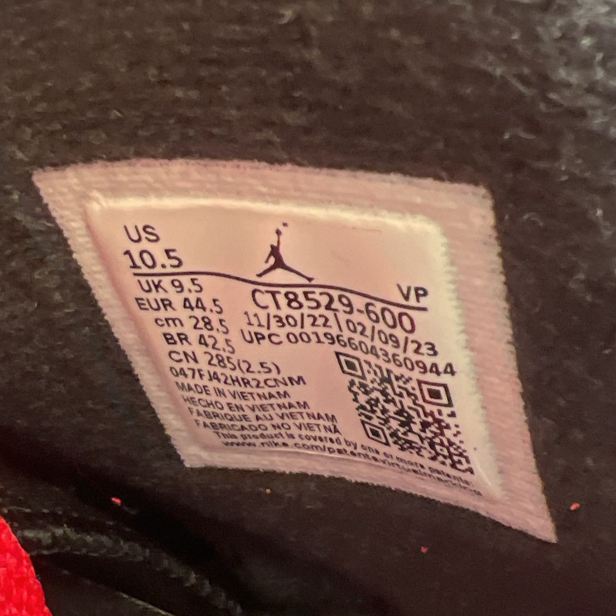 Jordan Brand Air Jordan 6 toro bravo Size US 10.5 / EU 43-44 - 9 Thumbnail