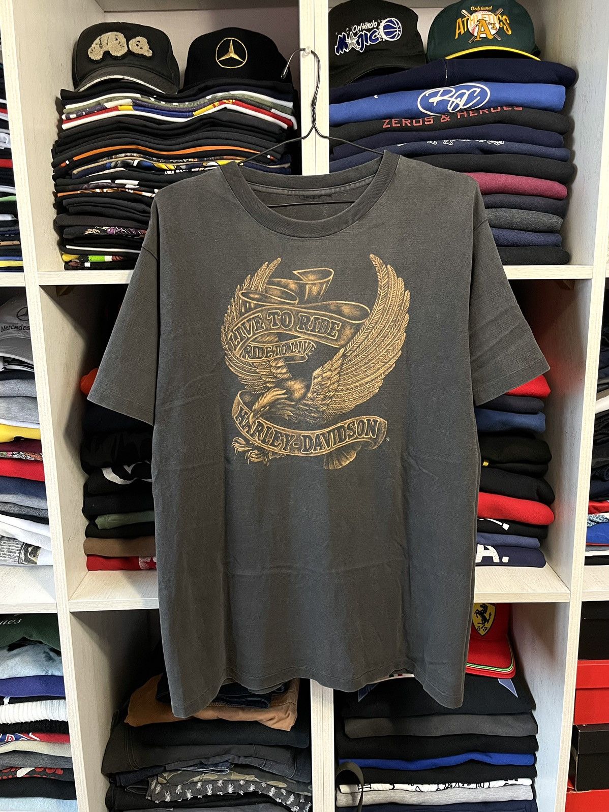 Harley Davidson Vintage 90s Harley Davidson 3D Emblem Style T-Shirt Size US L / EU 52-54 / 3 - 1 Thumbnail