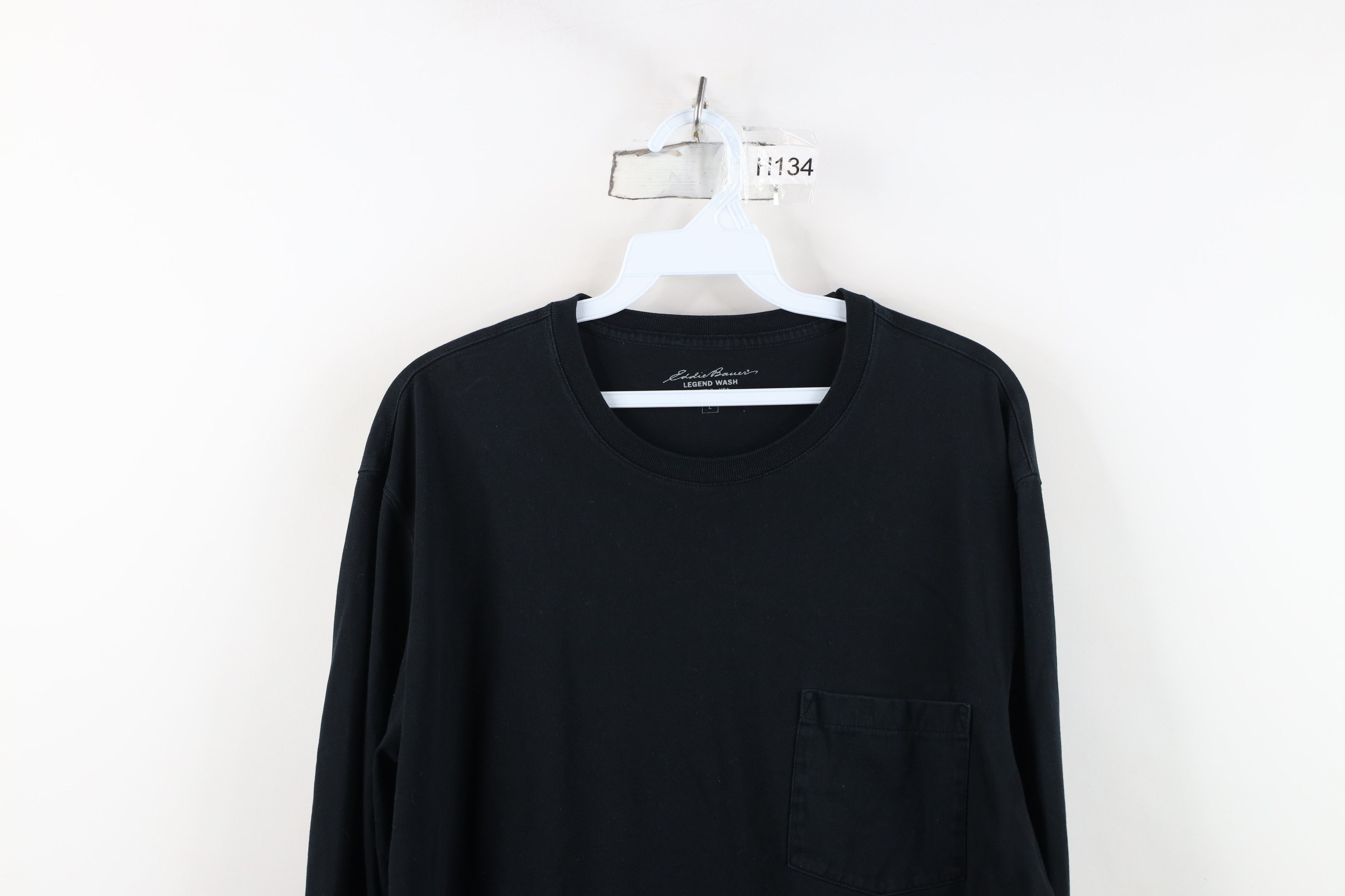 Eddie Bauer Vintage Y2K Eddie Bauer Pocket Long Sleeve T-Shirt Black Size US L / EU 52-54 / 3 - 2 Thumbnail