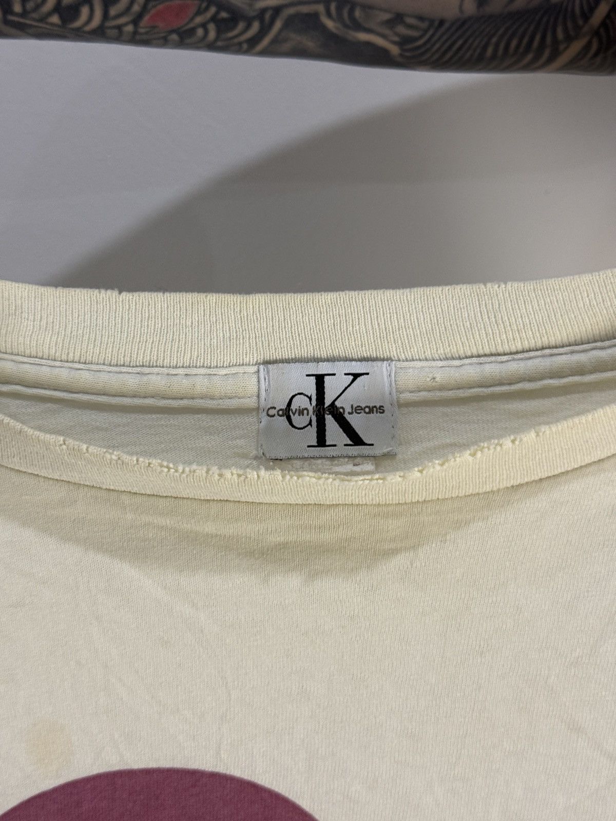 Calvin Klein Vintage 1990 s Calvin Klein Ckj Tshirt Size US XL / EU 56 / 4 - 4 Thumbnail