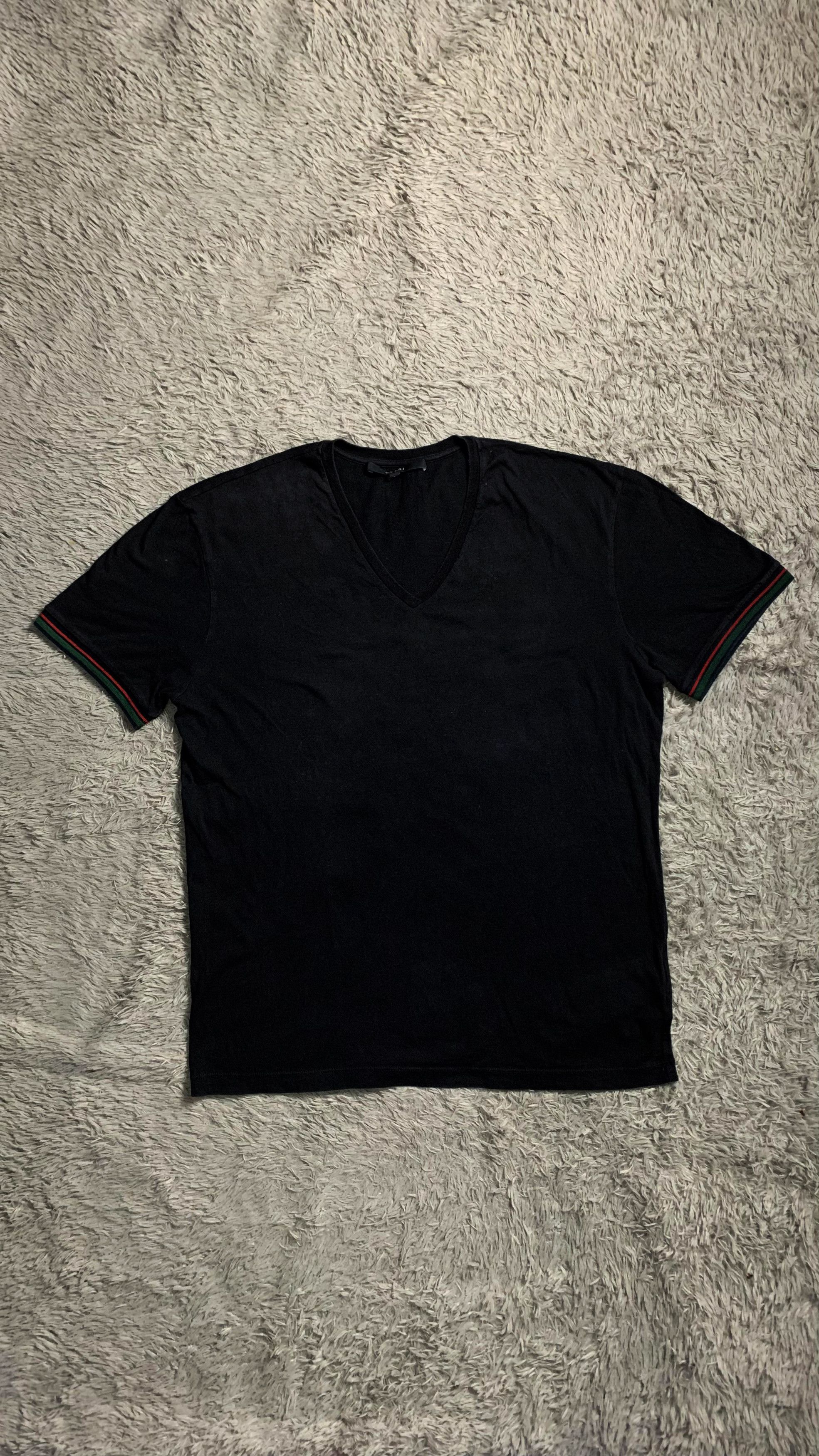 Gucci 📌Gucci V-Neck T-Shirt Size US S / EU 44-46 / 1 - 1 Thumbnail