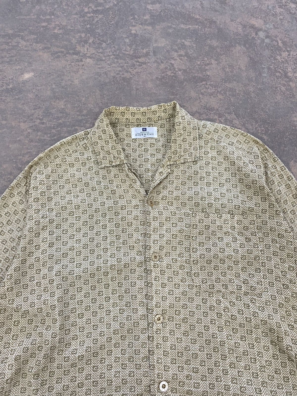 Givenchy CHIEF QUXIOTE Size US L / EU 52-54 / 3 - 6 Thumbnail