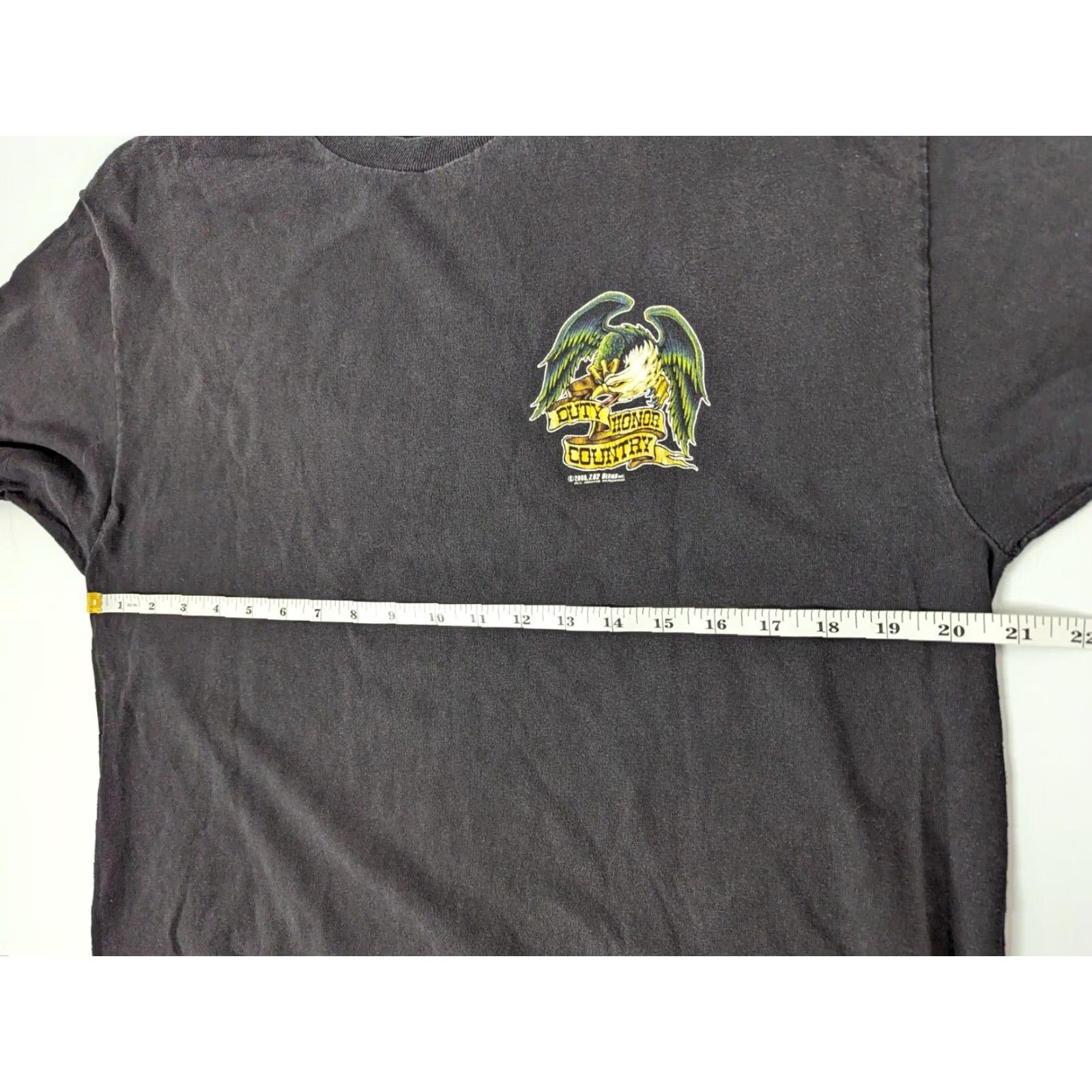 Vintage VINTAGE 7.62 Designs 2000's Duty Honor Country T Shirt XL L Eagle Patriotic USA Men Short Sleeve Black Cotton Graphic Print Regular Fit Shirt Size US L / EU 52-54 / 3 - 7 Thumbnail
