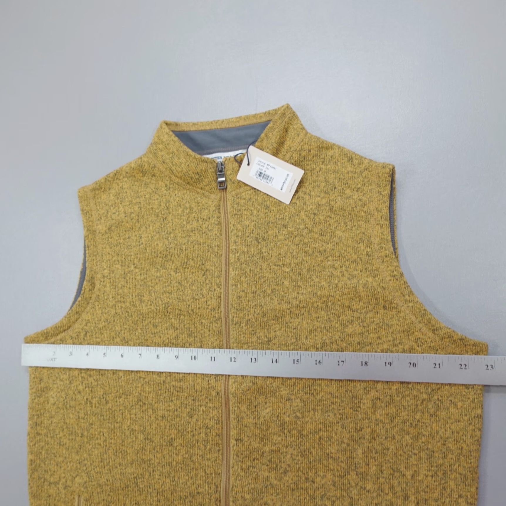 Peter Millar VINTAGE Peter Millar Crown Sweater Fleece Vest Dijon Yellow Sweater Men's Size M 50 Size US M / EU 48-50 / 2 - 5 Thumbnail