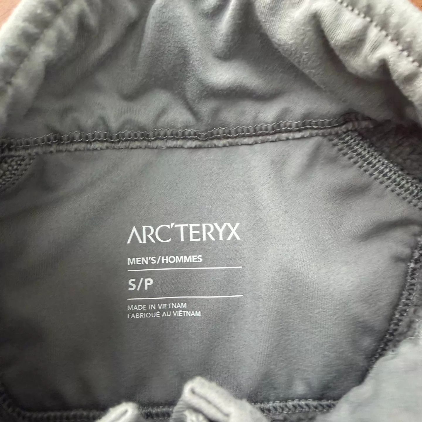 Arc'teryx Arc'teryx COVERT Fleece Jacket Space Gray S Worn 2x Size US S / EU 44-46 / 1 - 4 Thumbnail