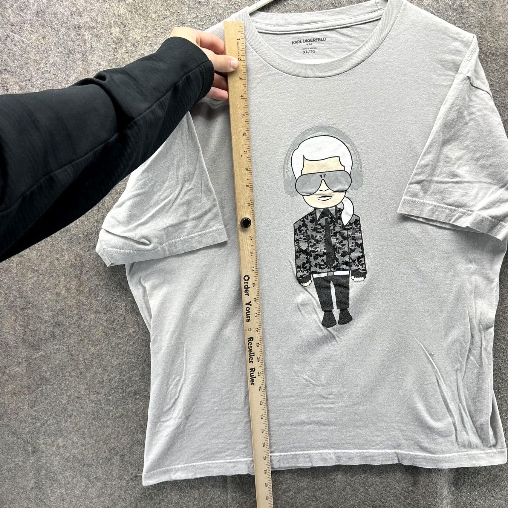 Karl Lagerfeld Karl Lagerfeld Shirt Mens XL Gray Cartoon Graphic Headphones Tee T-Shirt Casual Size US XL / EU 56 / 4 - 3 Thumbnail
