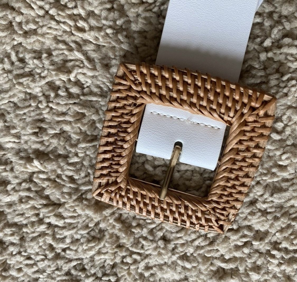 Other WHITE LEATHER WIDE WOVEN WICKER SQUARE BUCKLE BELT SZ M Size ONE SIZE - 14 Thumbnail