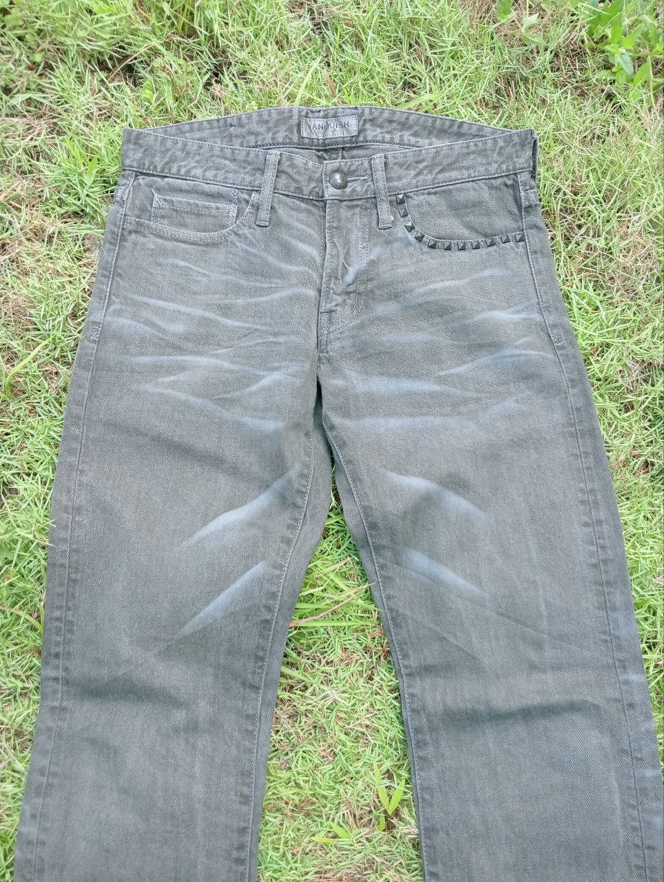Vanquish VANQUISH JAPAN USED LOOK STUDDED JEANS Size US 32 / EU 48 - 4 Thumbnail