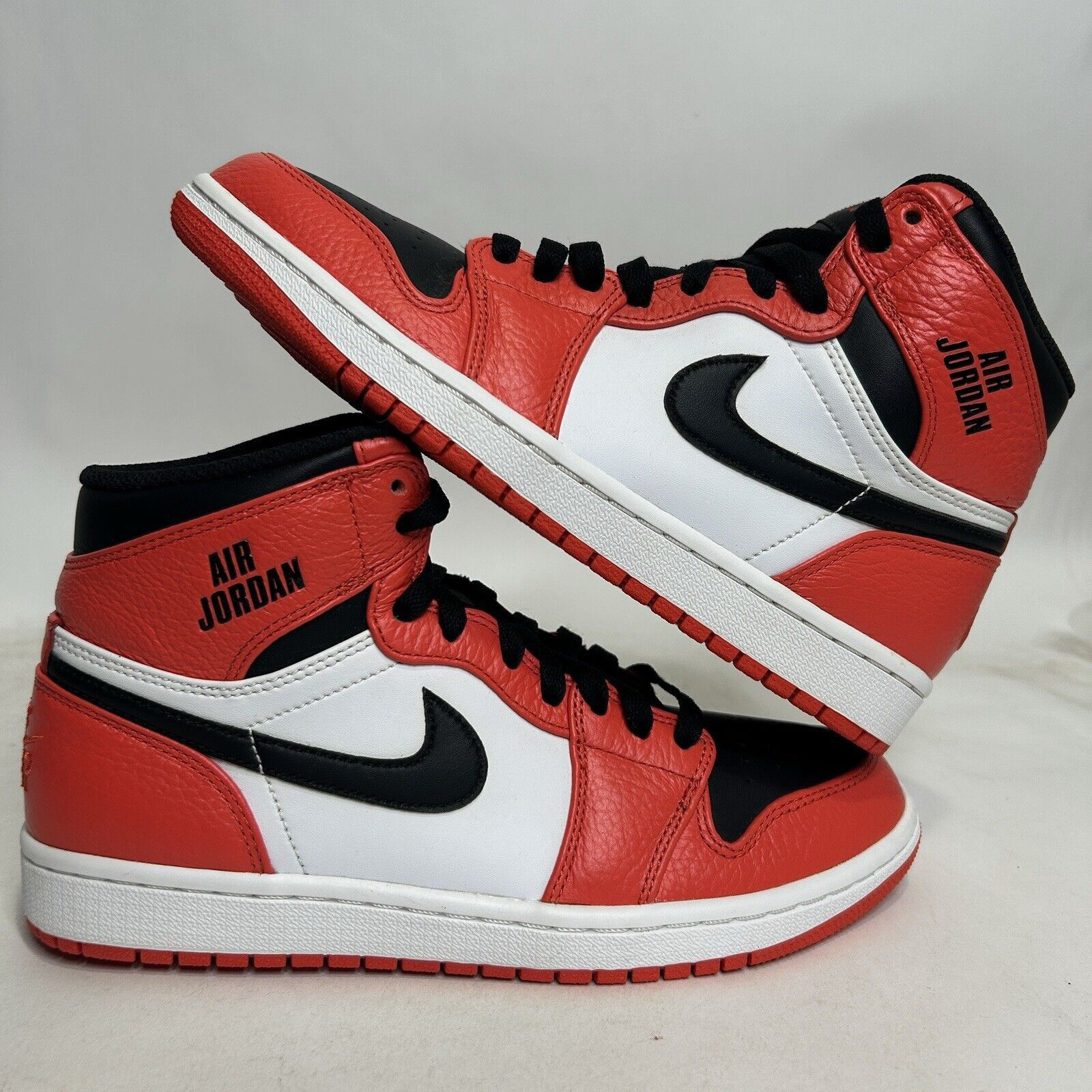 Nike Nike Shoes Air Jordan 1 High OG Rare Air “Max Orange” 2024 Size US 9 / IT 39 - 1 Thumbnail