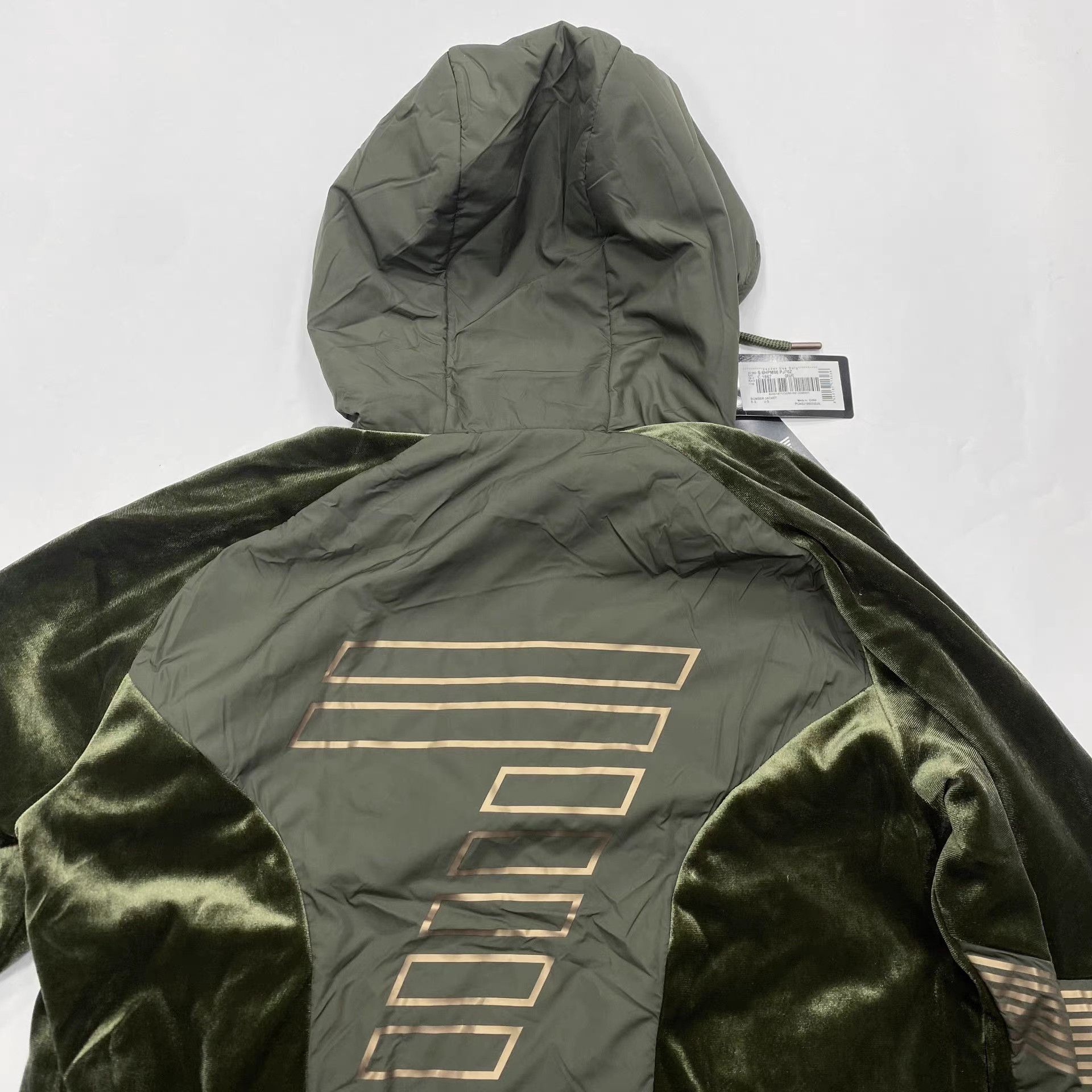 Emporio Armani Emporio Armani EA7 Men's Velvet Panel Hooded Jacket Size US S / EU 44-46 / 1 - 2 Thumbnail