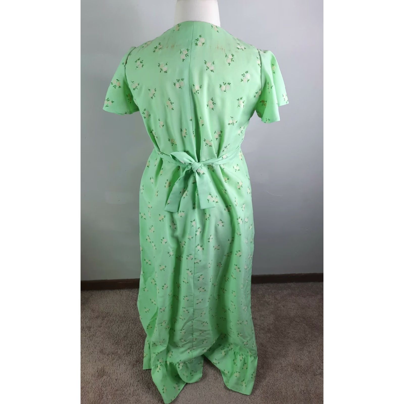 Vintage VINTAGE Maxi Dress Gown Flutter Sleeve Mint Green Large 14/16 V neck 60s 70s Boho Handmade Party Womens Size S / US 4 / IT 40 - 7 Thumbnail