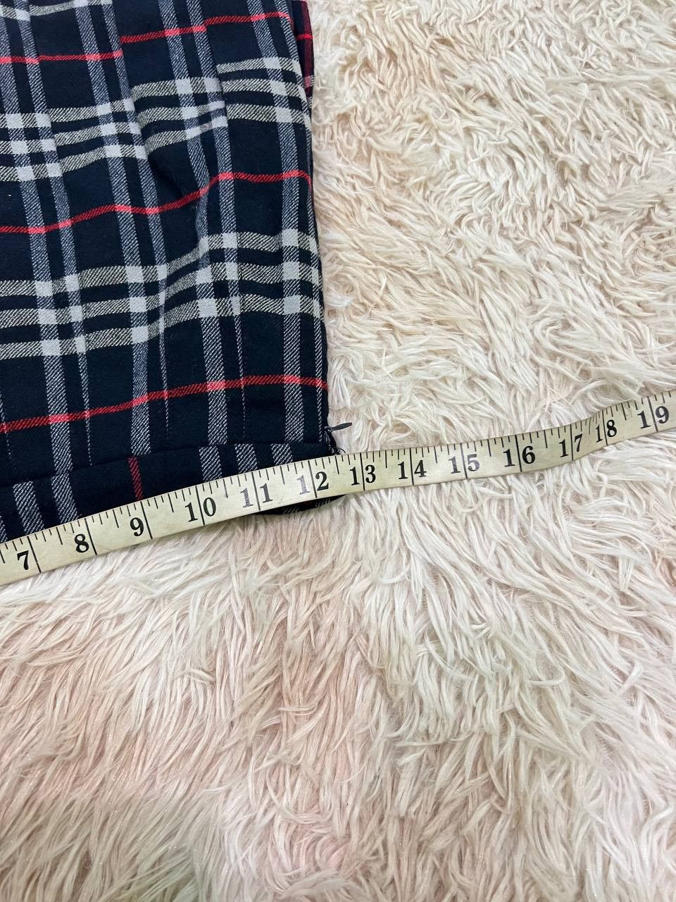 Burberry Vintage 90’s Burberrys Wool Pleated Midi Skirt Size 25" / US 0 / IT 36 - 7 Thumbnail