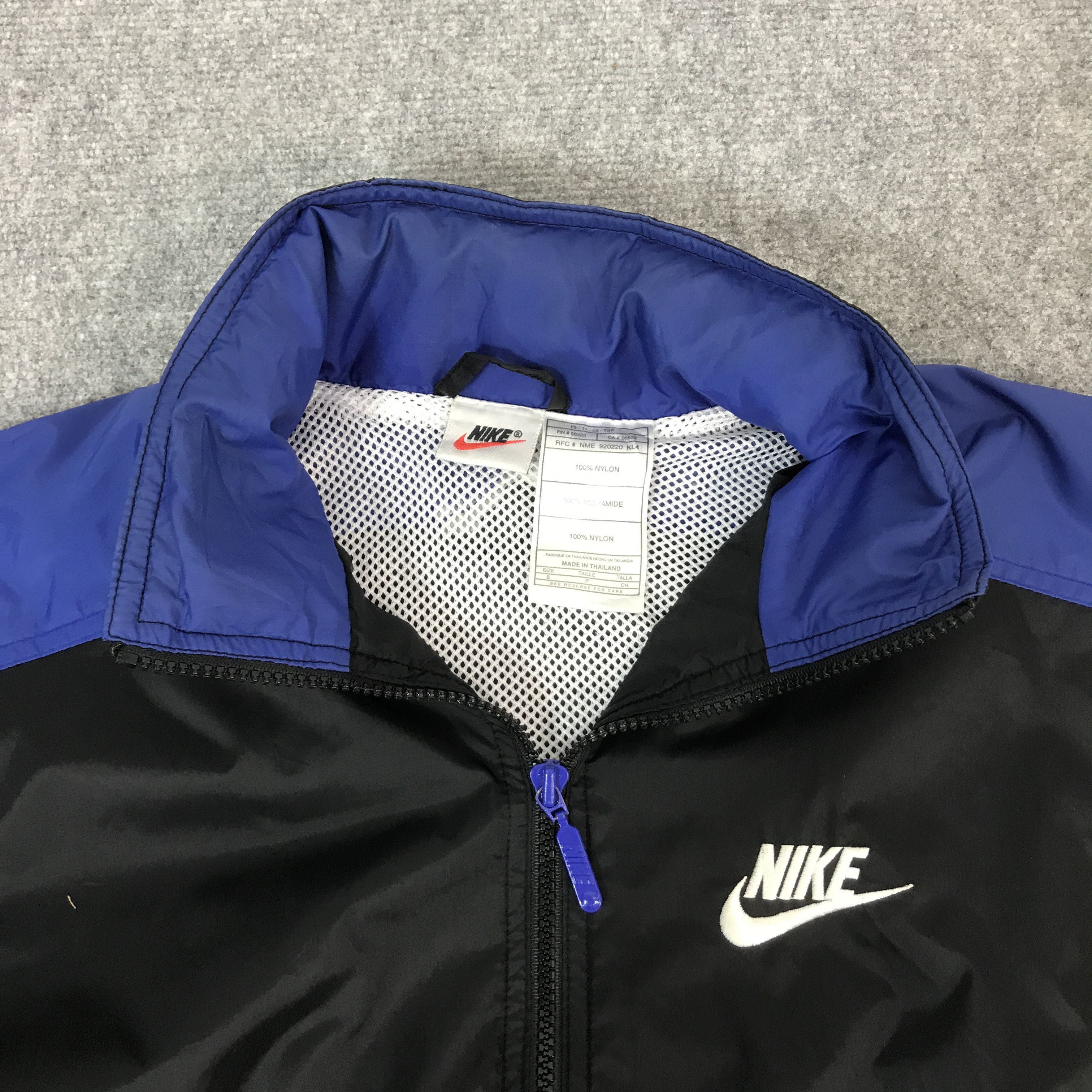 Nike Vintage 90s Nike Light jacket Size US S / EU 44-46 / 1 - 9 Thumbnail