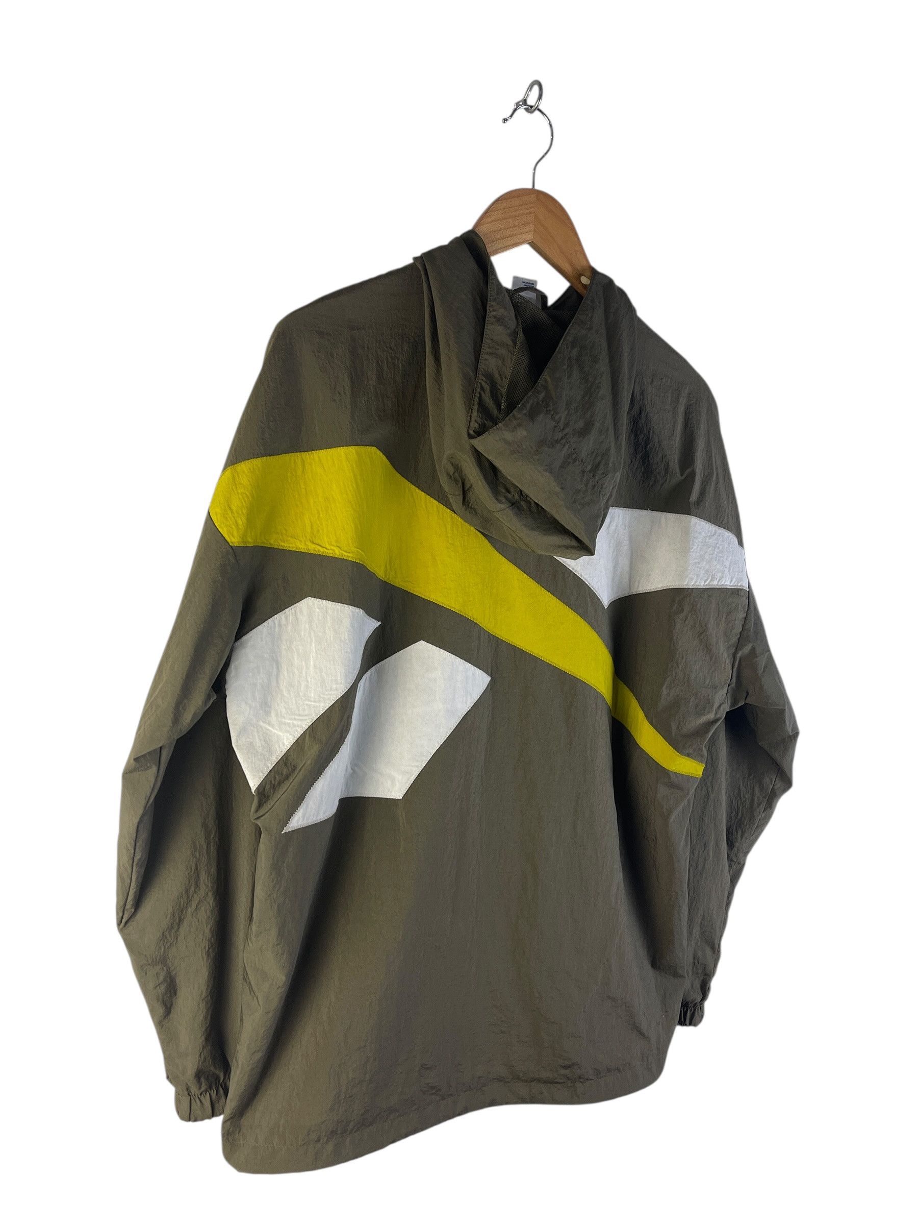 Reebok Vintage Y2K Reebok Vector Windbreaker Jacket Hooded Nylon Size US L / EU 52-54 / 3 - 4 Thumbnail