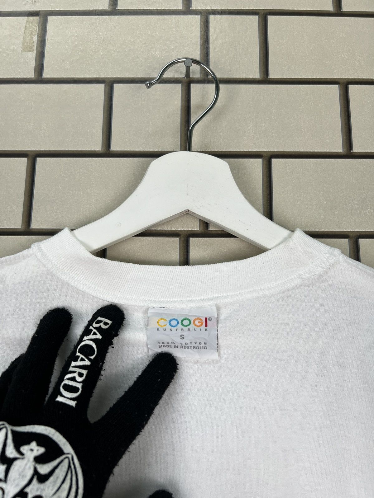 Coogi × Vintage Coogi Australia Spellout White Tee Size US S / EU 44-46 / 1 - 10 Thumbnail