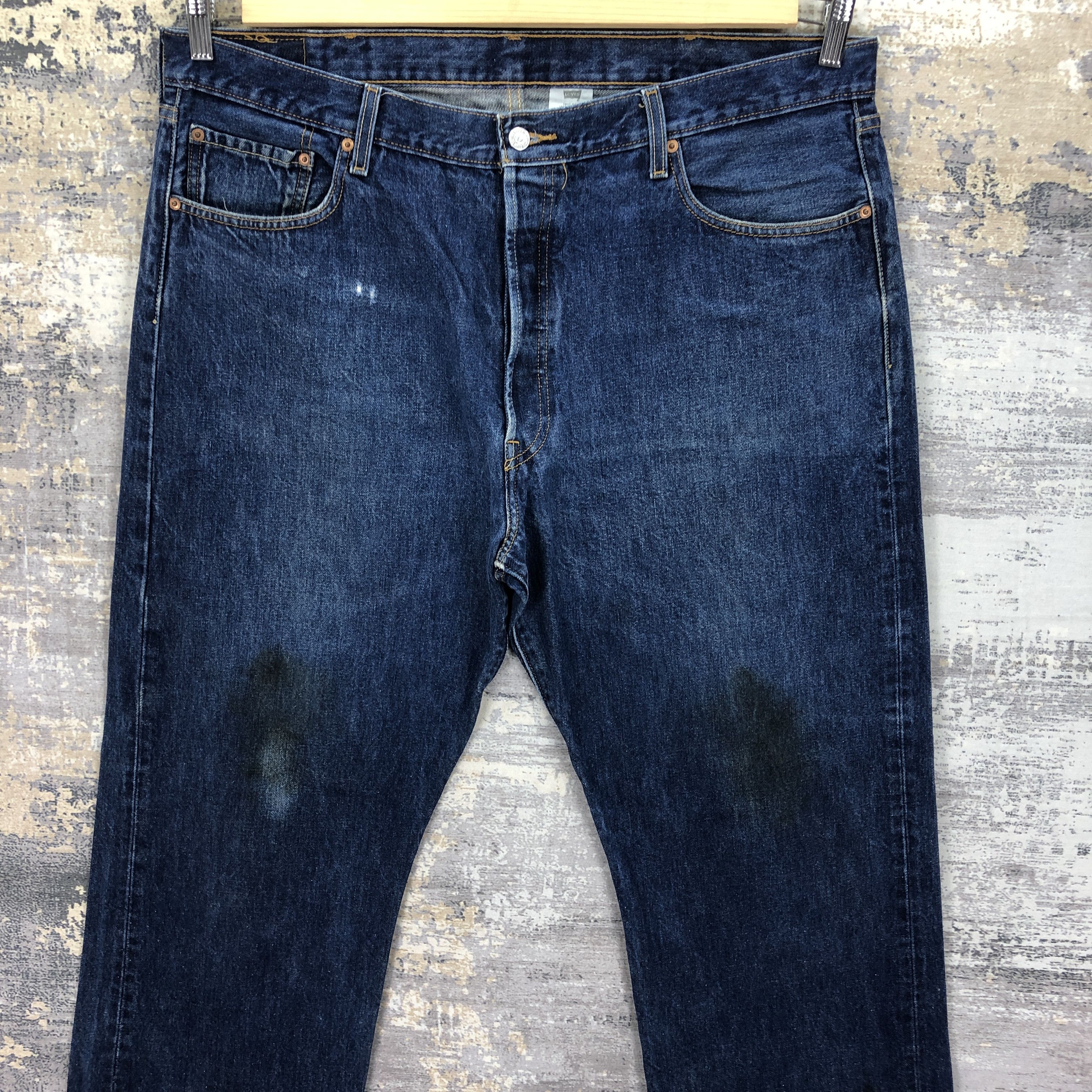 Levi's Vintage Levis 501 Jeans Dirty Levi's Indigo Faded Denim Size US 40 / EU 56 - 3 Thumbnail