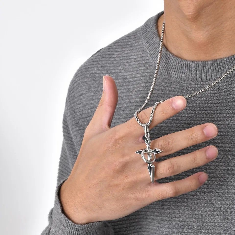 Jewelry Arrow Shaped Cross Necklaces Size ONE SIZE - 2 Thumbnail