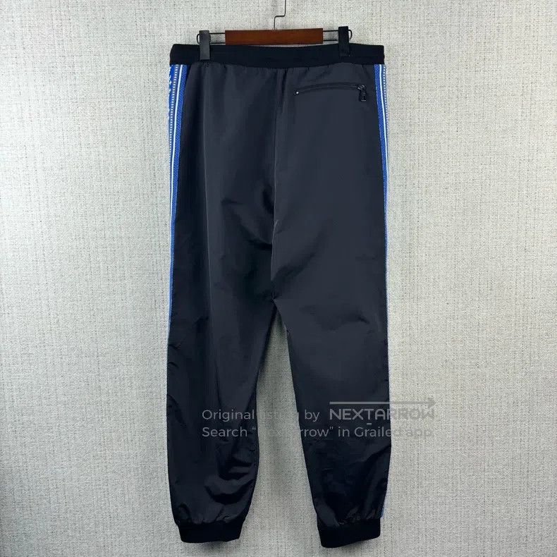 Louis Vuitton Louis Vuitton size l Fair Isle Blue Stripe Jogger Knit Swea Size US 30 / EU 46 - 3 Thumbnail
