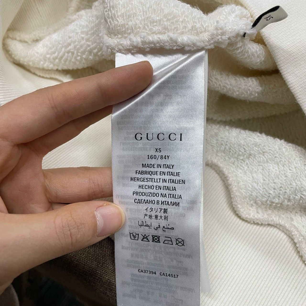 Gucci Gucci White rhinestone lamb sweatshirt 2501-Nextarrow Size US XS / EU 42 / 0 - 6 Thumbnail