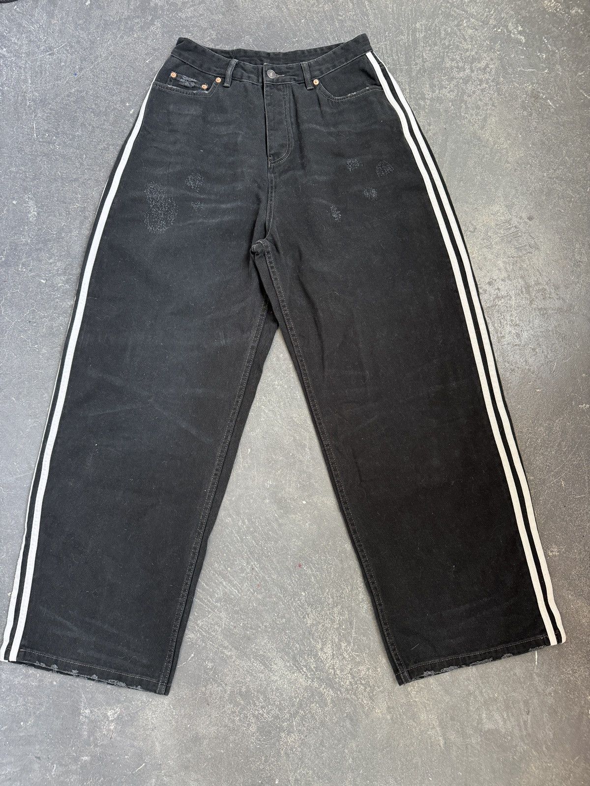Balenciaga Balenciaga Denim Size US 32 / EU 48 - 1 Thumbnail