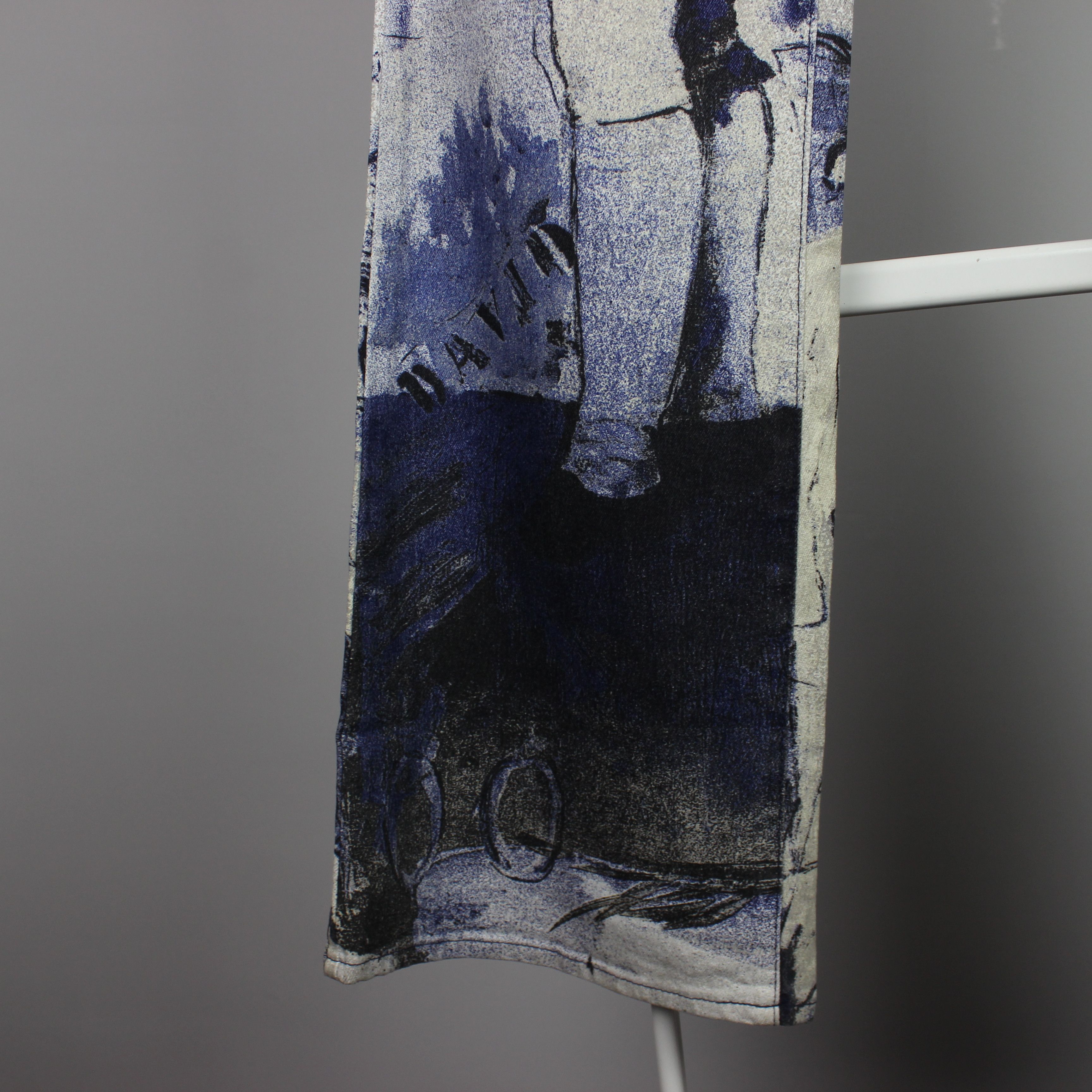 Roberto Cavalli Roberto Cavalli denim napoleon pants printed 32 46 multi Size US 32 / EU 48 - 7 Thumbnail