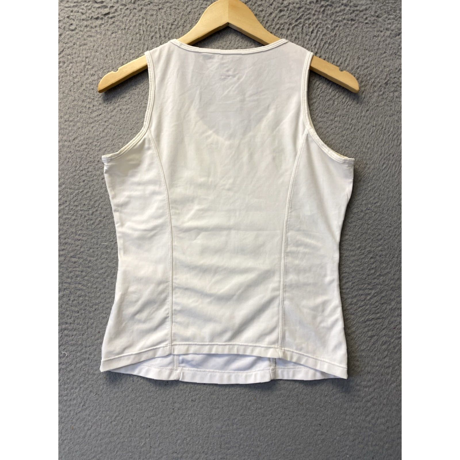 Nike VINTAGE Nike Activewear Women's Tank Top M Lightweight Beige Yoga Workout Gym Sports Size M / US 6-8 / IT 42-44 - 4 Thumbnail
