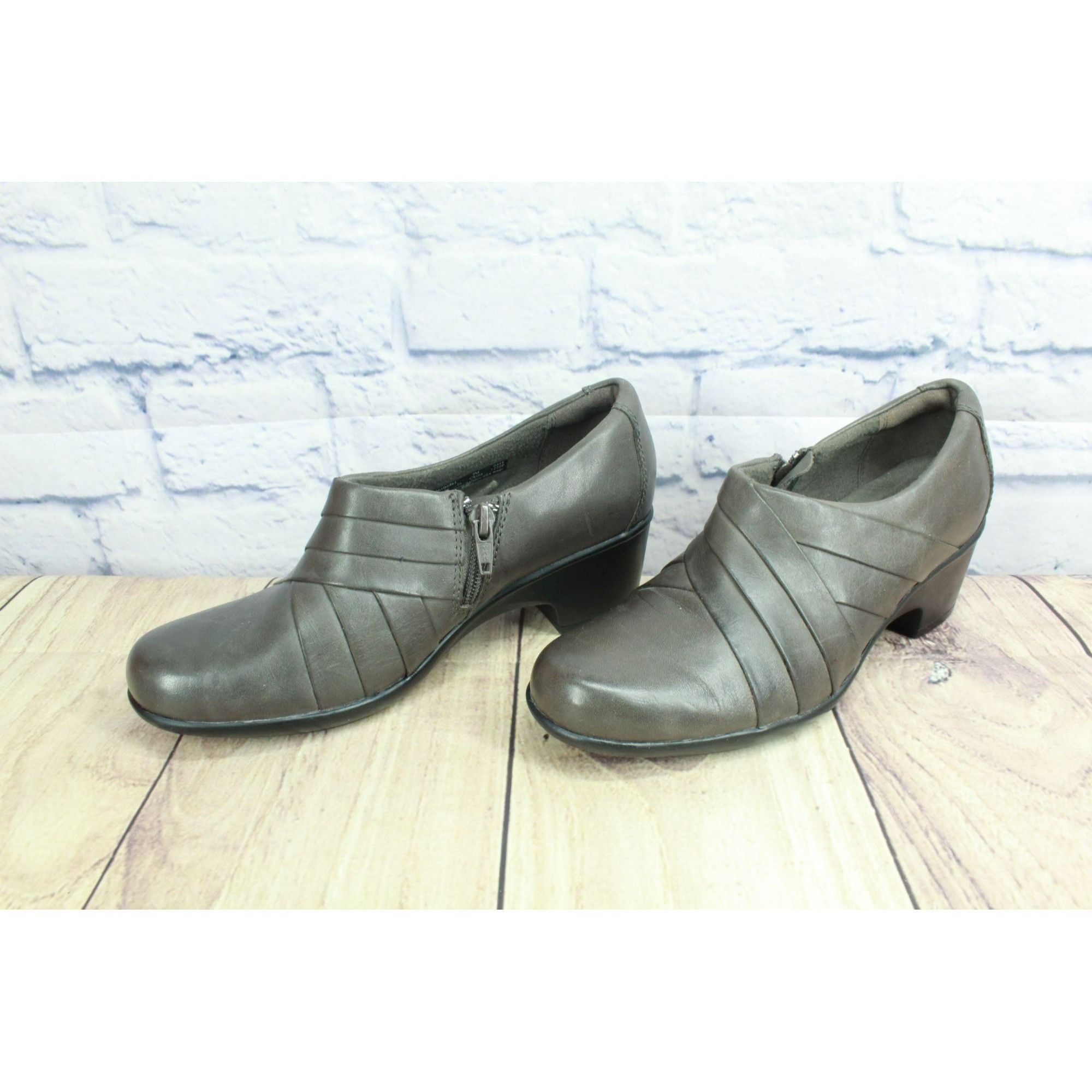 Clarks Clarks Genette Bend Women's Side Zip Dress Block Heel Shoes Size US 7 / IT 37 - 2 Thumbnail