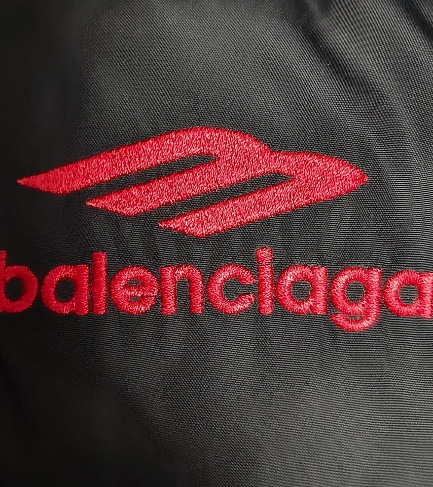 Balenciaga Balenciaga 3B Sports C-shaped Down Jacket2412-Nextarrow Size US XL / EU 56 / 4 - 3 Thumbnail
