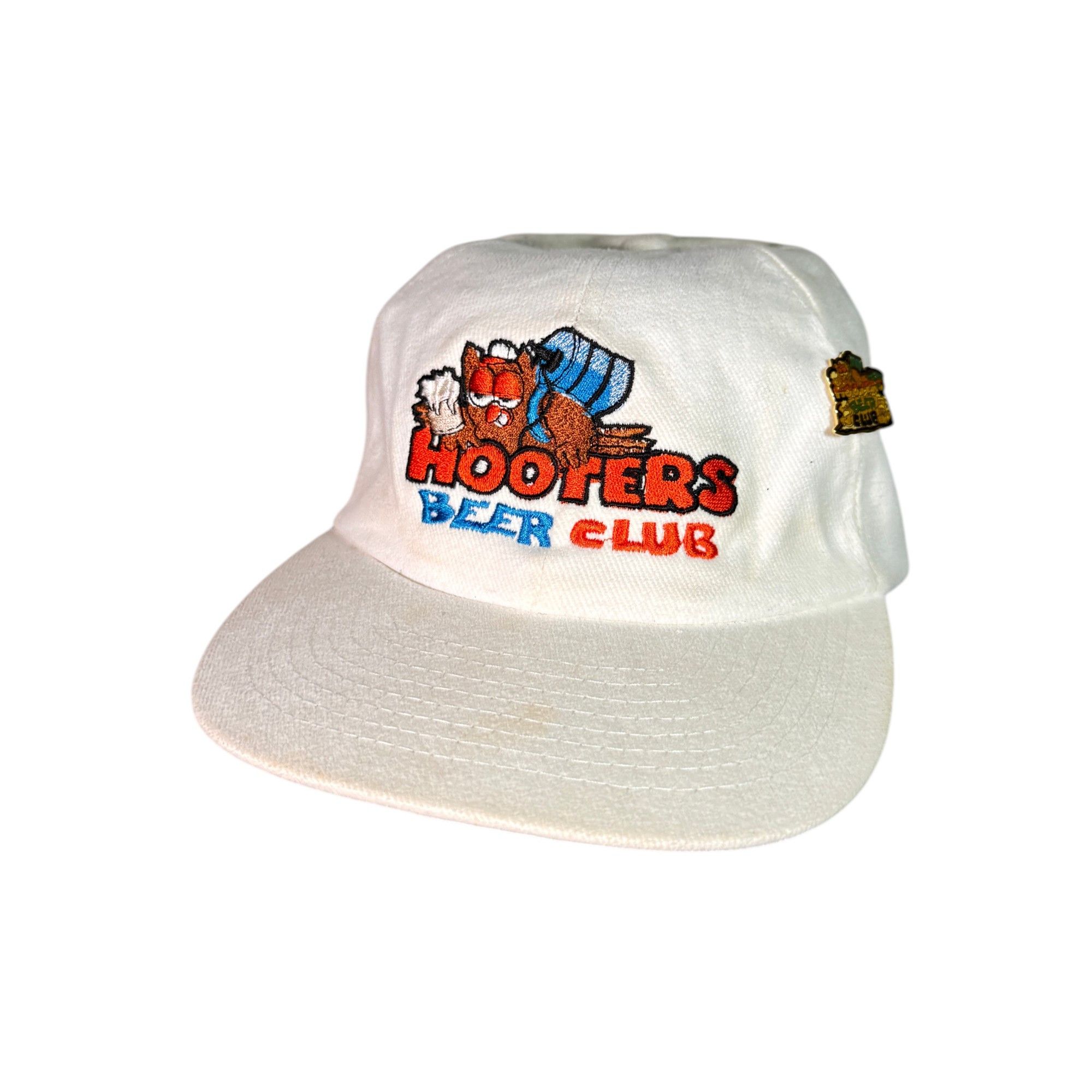 Vintage Vintage 90s Hooters Beer Club Cap + Enamel Pin Size ONE SIZE - 1 Thumbnail
