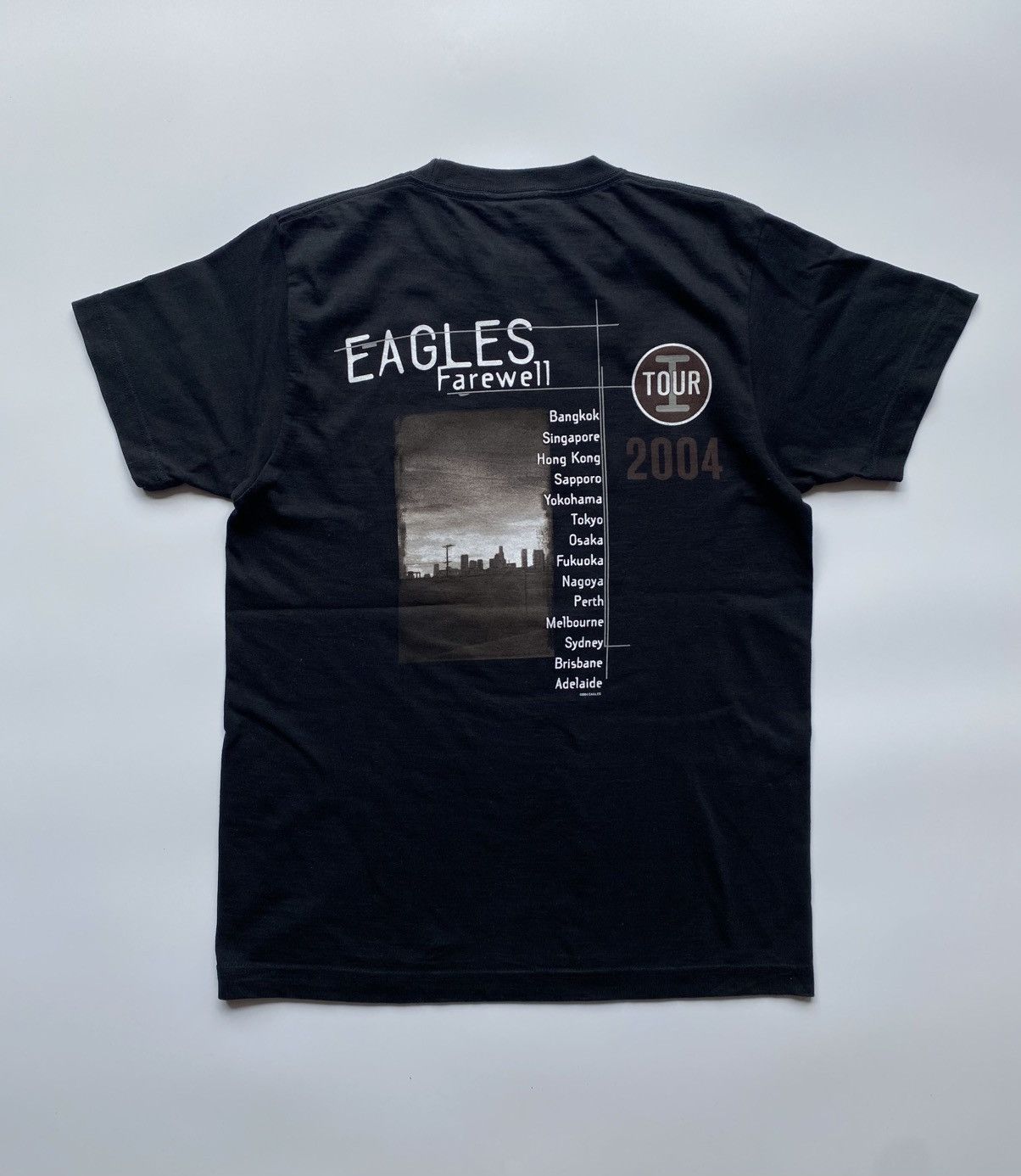 Band Tees EAGLE FAREWELL TOUR 2004 Size US S / EU 44-46 / 1 - 2 Thumbnail