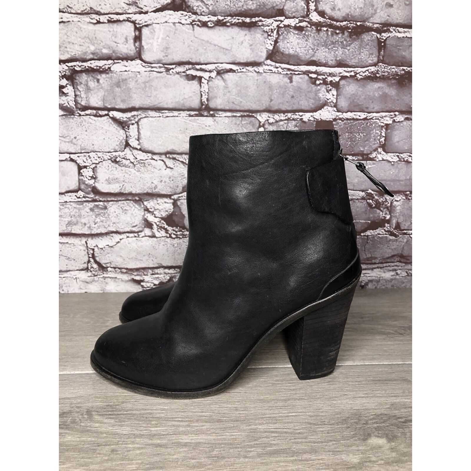 Rag & Bone Rag & Bone Black Leather Ankle Back Zip Heel Booties Women S Size US 9 / IT 39 - 1 Thumbnail