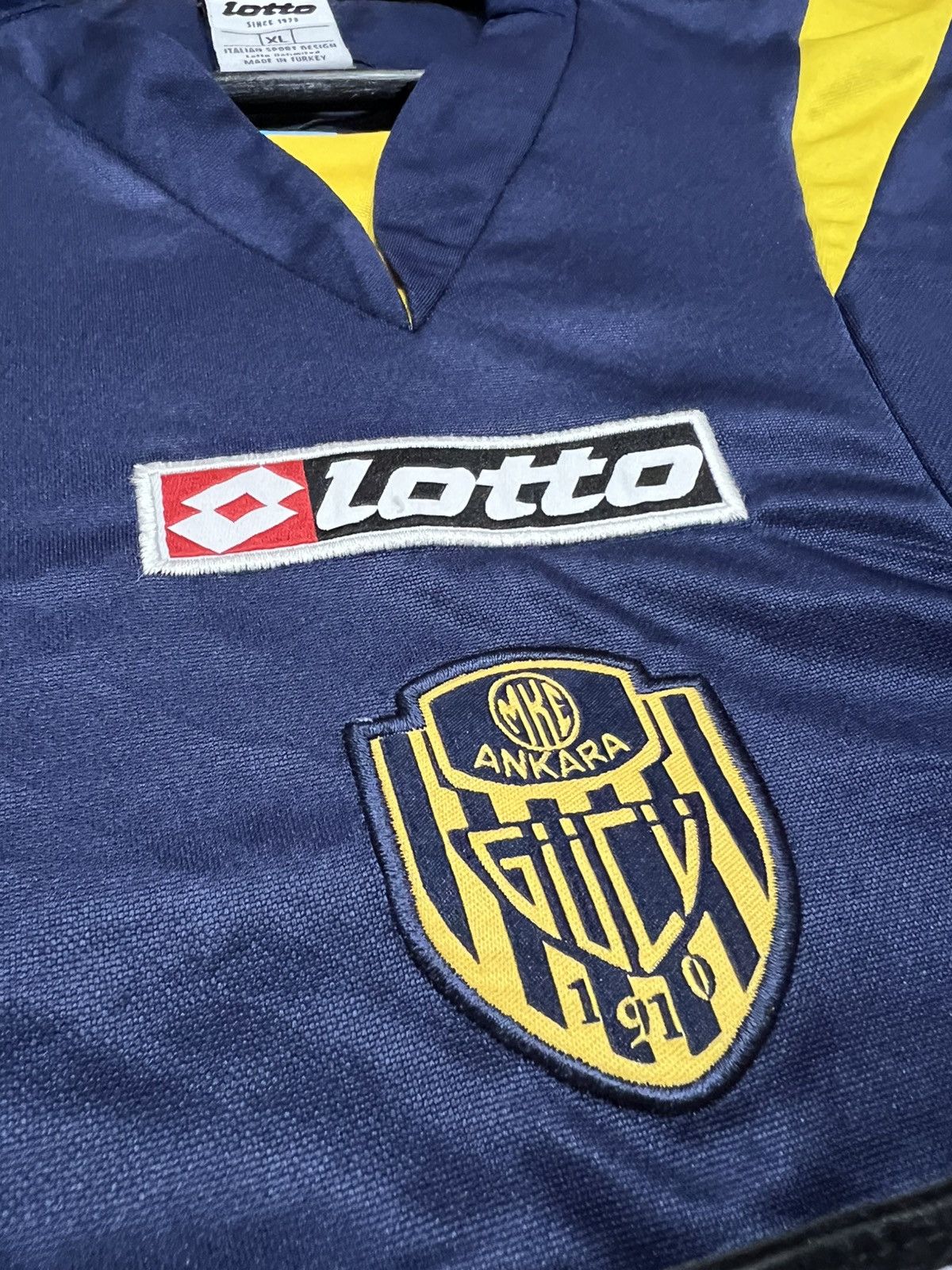 Lotto Sport MKE Ankaragucu 2006-07 Lotto Away Jersey Size US XL / EU 56 / 4 - 6 Thumbnail