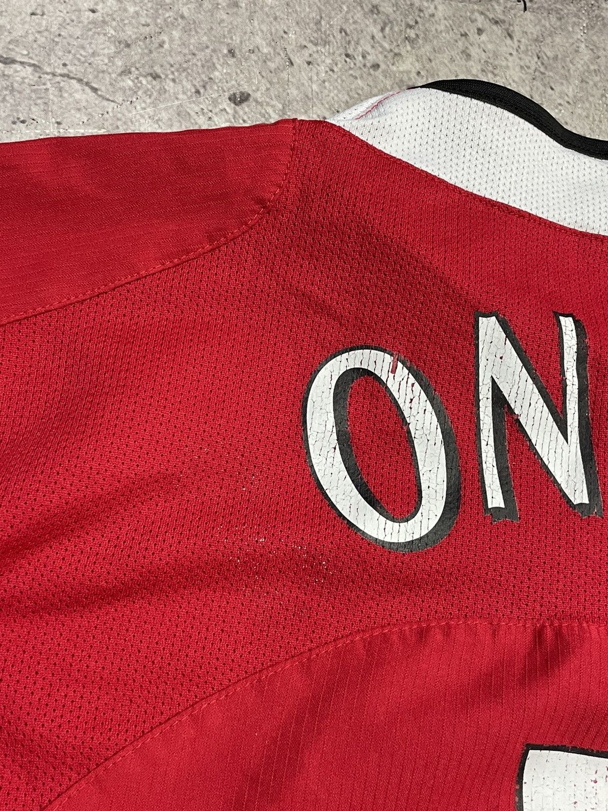 Nike RONALDO NIKE MANCHESTER UNITED SIZE XL 2004 2006 soccer Size US XL / EU 56 / 4 - 10 Thumbnail