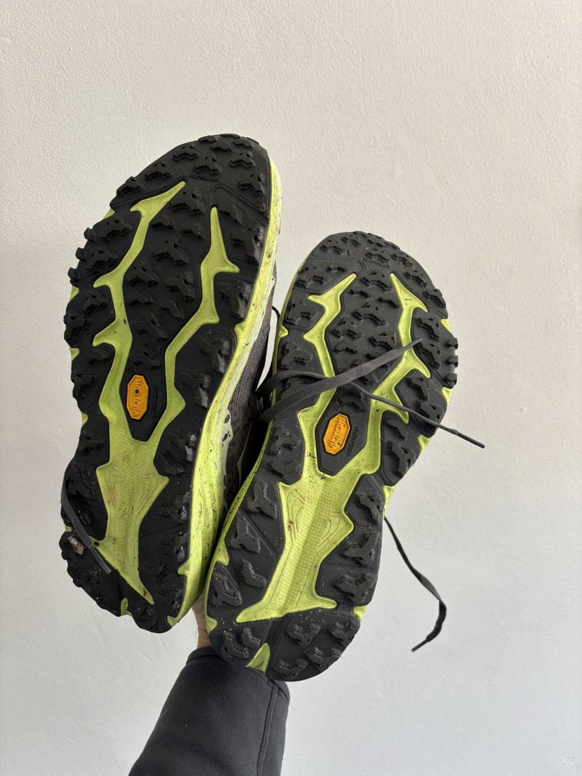Hoka Speedgoat 6 GTX, sz 10 US Size US 10 / EU 43 - 5 Thumbnail