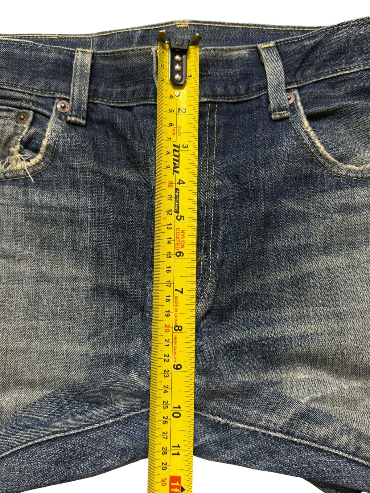 Levi's Vintage Levis 505 Blue Faded Distressed Regular Straight Leg Size US 31 - 10 Thumbnail