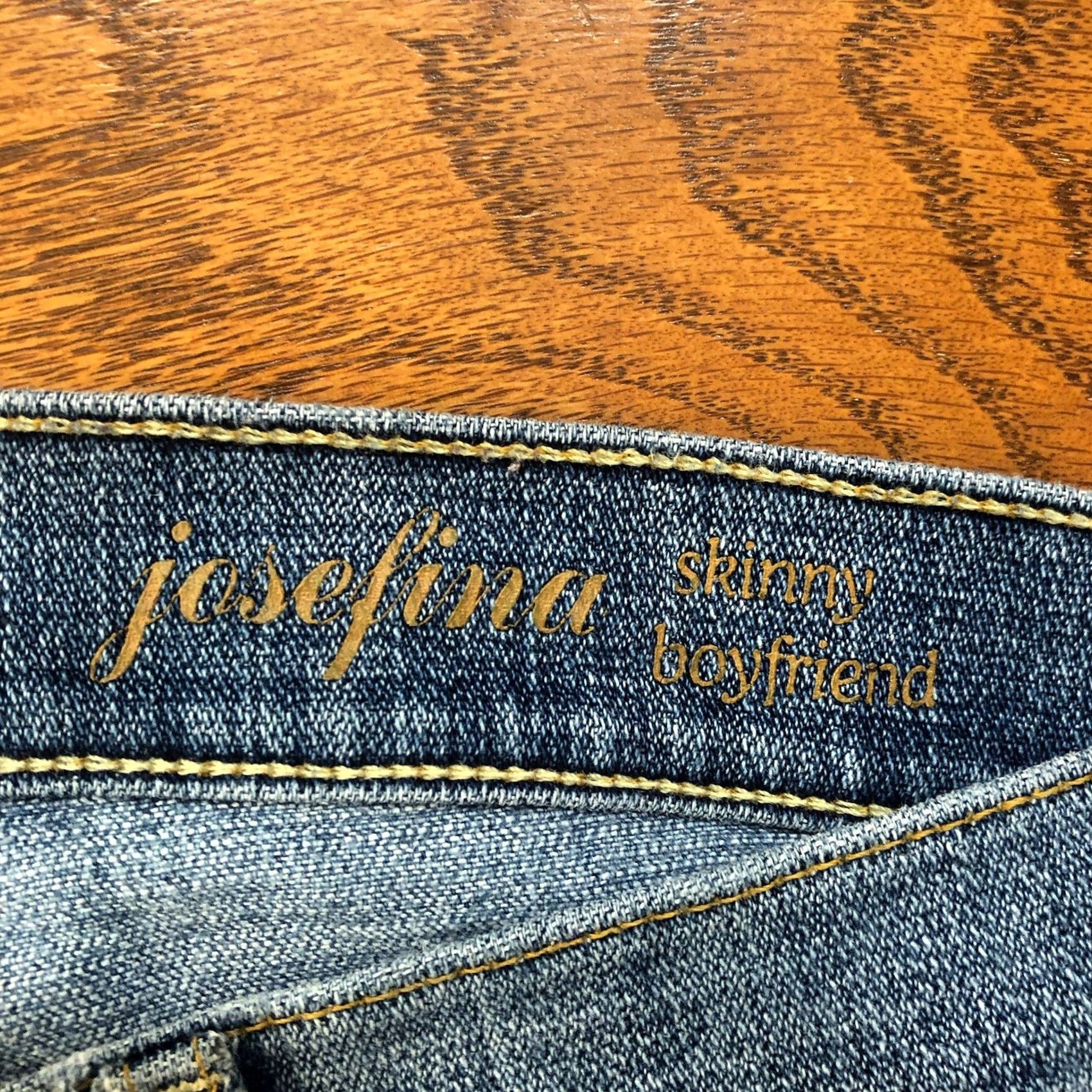 7 For All Mankind 7 For All Mankind Josefina Skinny Boyfriend Jeans Women 26 X 27 Blue Distressed Denim Size 26" / US 2 / IT 38 - 7 Thumbnail