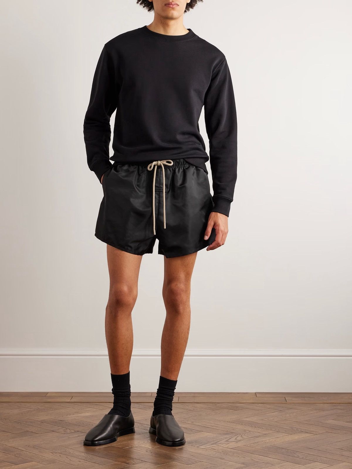 Essentials Fear Of God Essentials Running Short Size US 28 / EU 44 - 8 Thumbnail