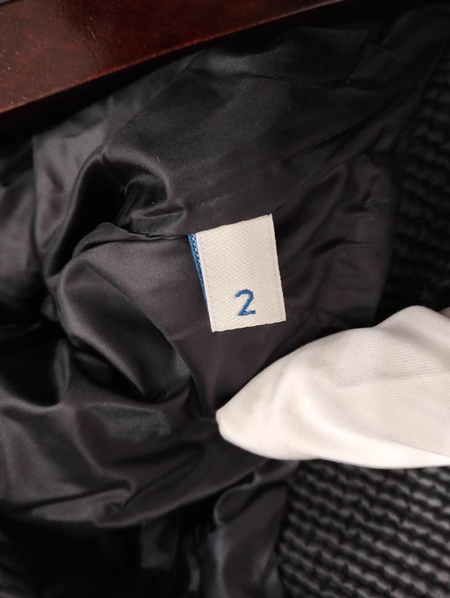 Moncler Moncler Black Lightweight Down Jacket Size 2 Size XS / US 0-2 / IT 36-38 - 7 Thumbnail