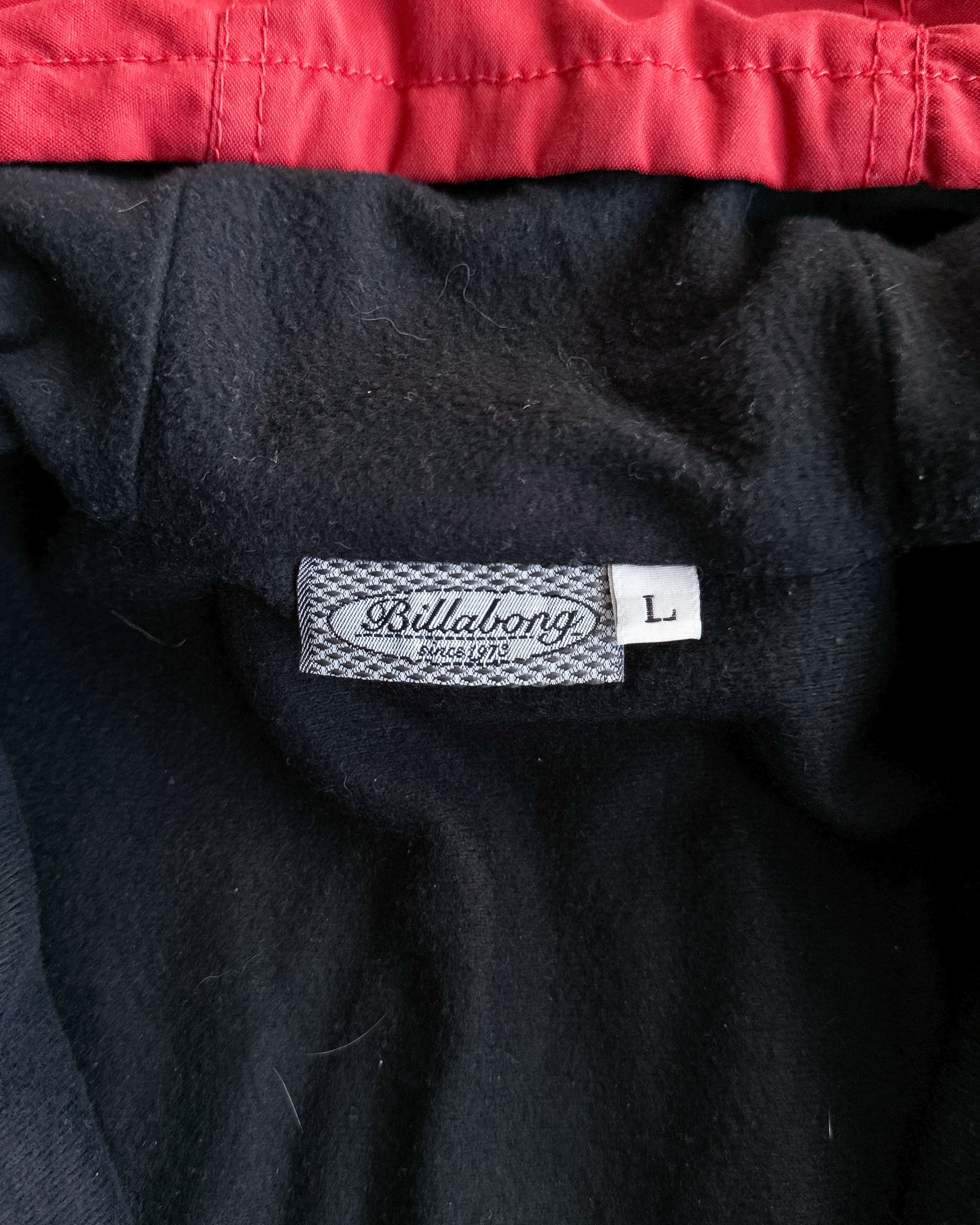 Vintage Vintage 90s Billabong Mammoth Hooded Puffer Jacket Black Red Size US L / EU 52-54 / 3 - 3 Thumbnail