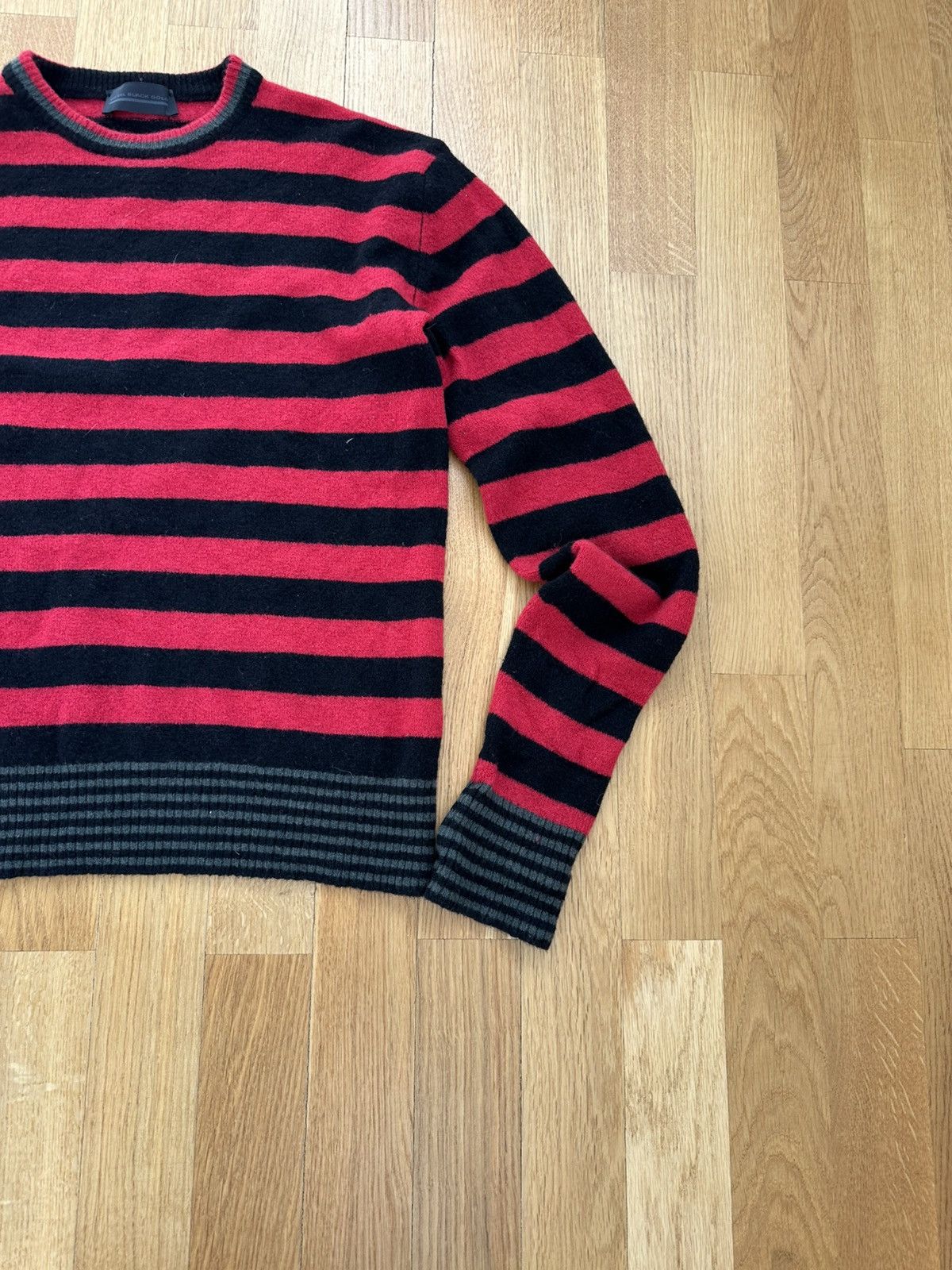 Diesel Vintage Diesel Black Gold Sweater Red Size L / US 10 / IT 46 - 7 Thumbnail