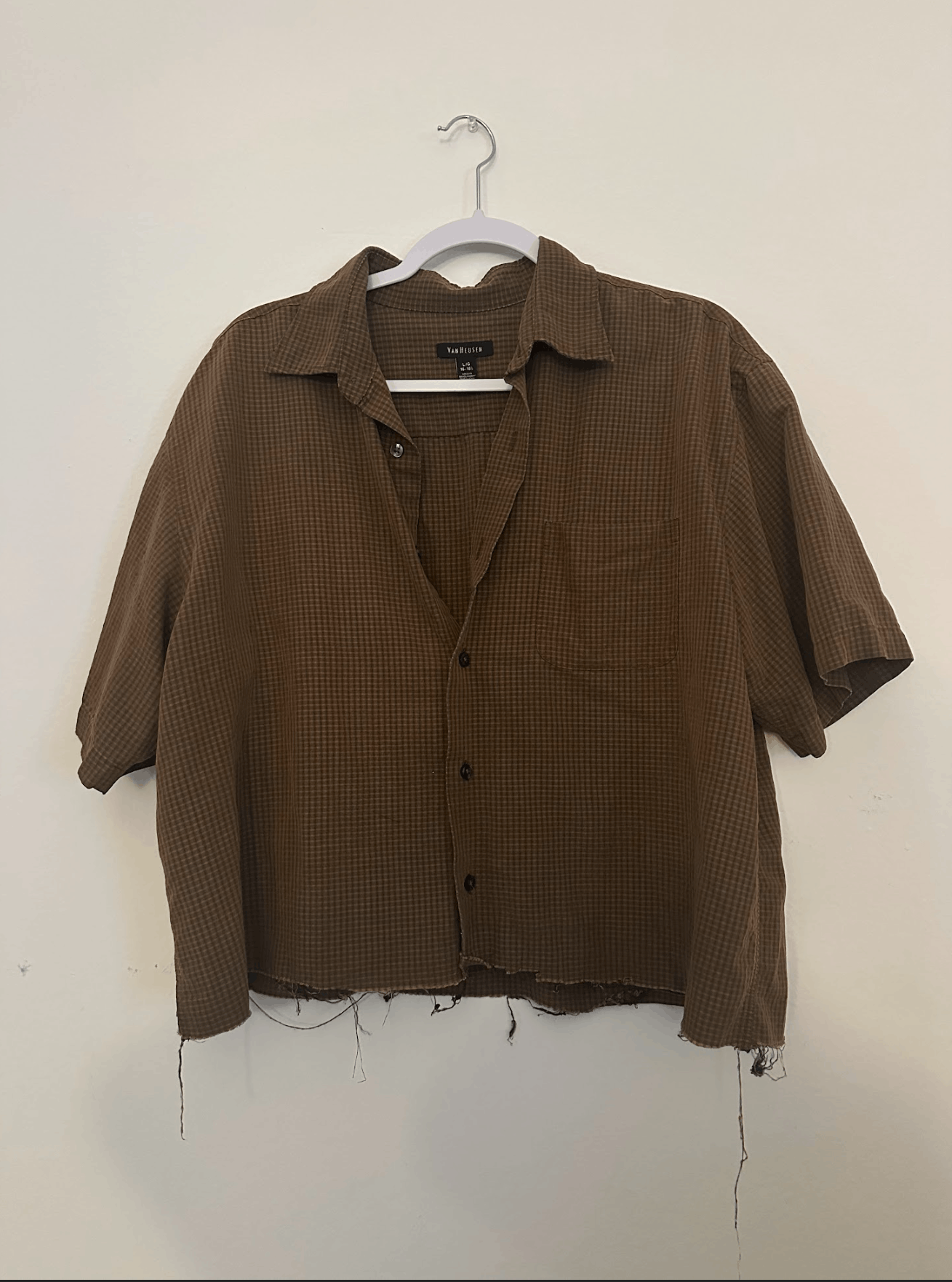Van Heusen Cropped Van Heusen Shirt (L) Size US L / EU 52-54 / 3 - 1 Thumbnail