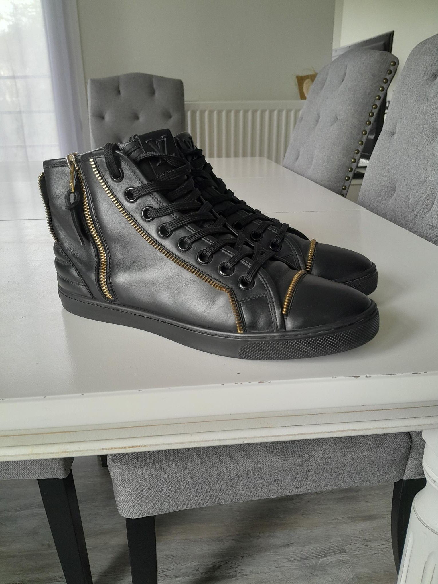 Louis Vuitton BASKETS LOUIS VUITTON PUNCHY ZIP Size US 8 / IT 38 - 8 Thumbnail