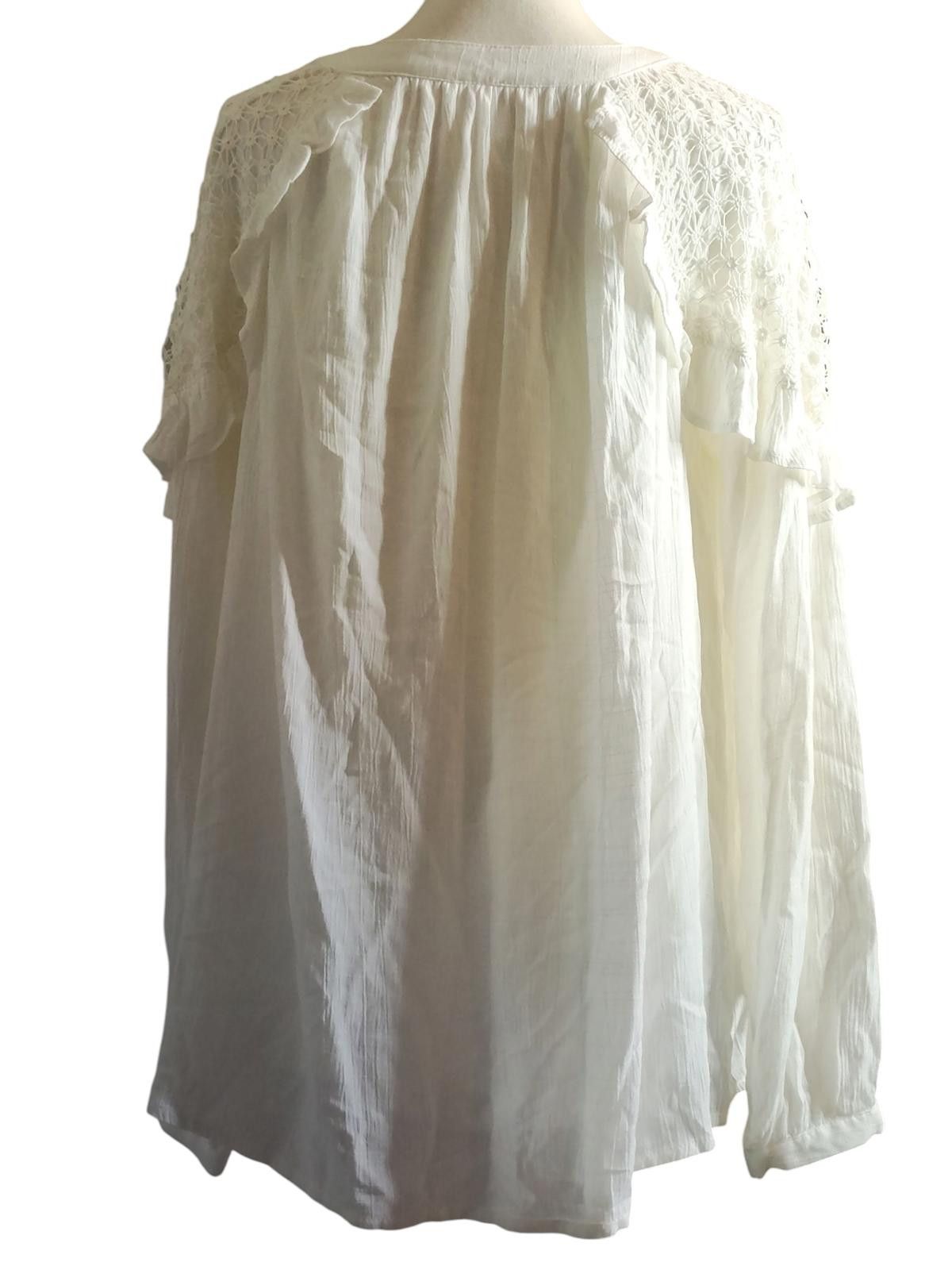 Designer Ashley Stewart White Long Sleeve Women's Blouse/Lace Details Size L / US 10 / IT 46 - 4 Thumbnail